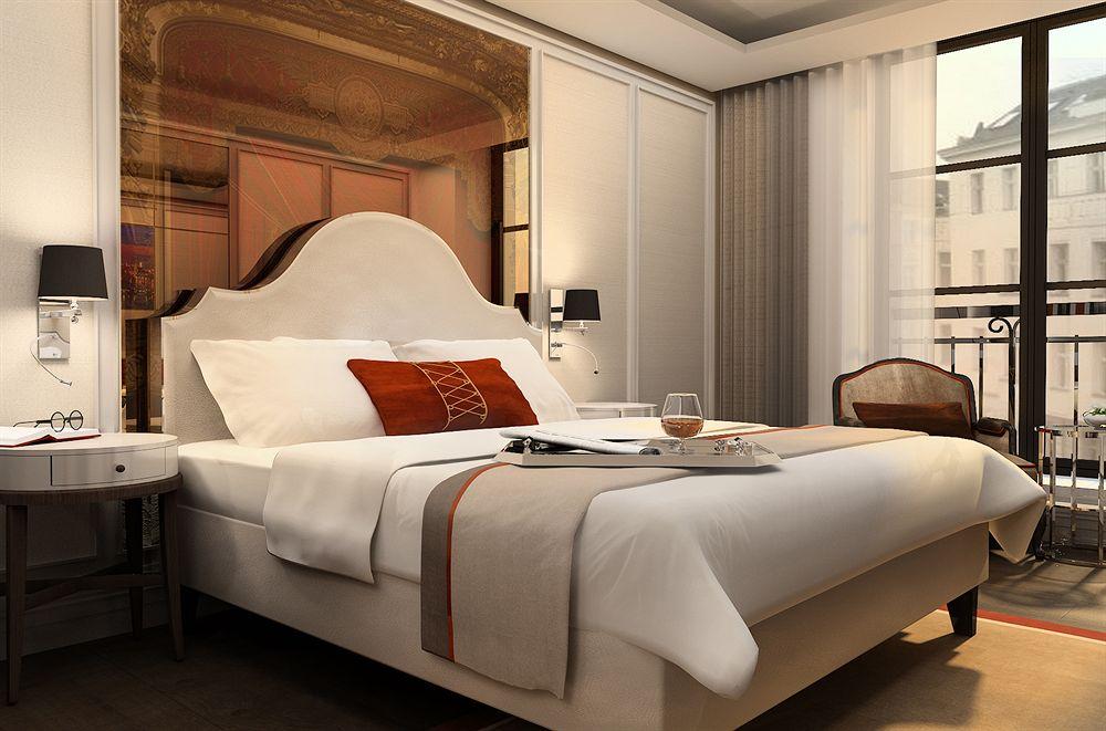 Hotel TITANIC Gendarmenmarkt Berlin