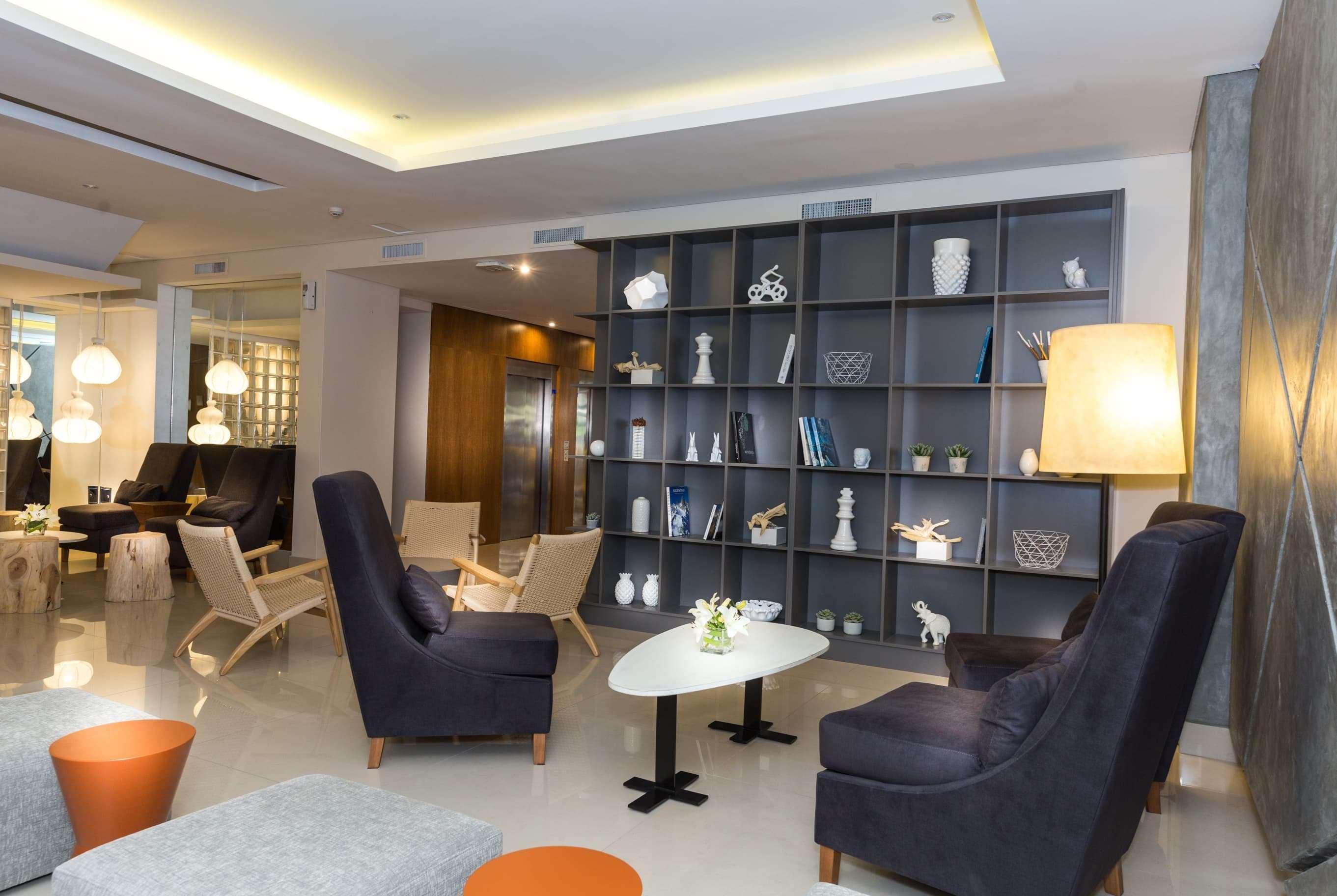 Vista Lobby Howard Johnson Plaza by Wyndham Buenos Aires