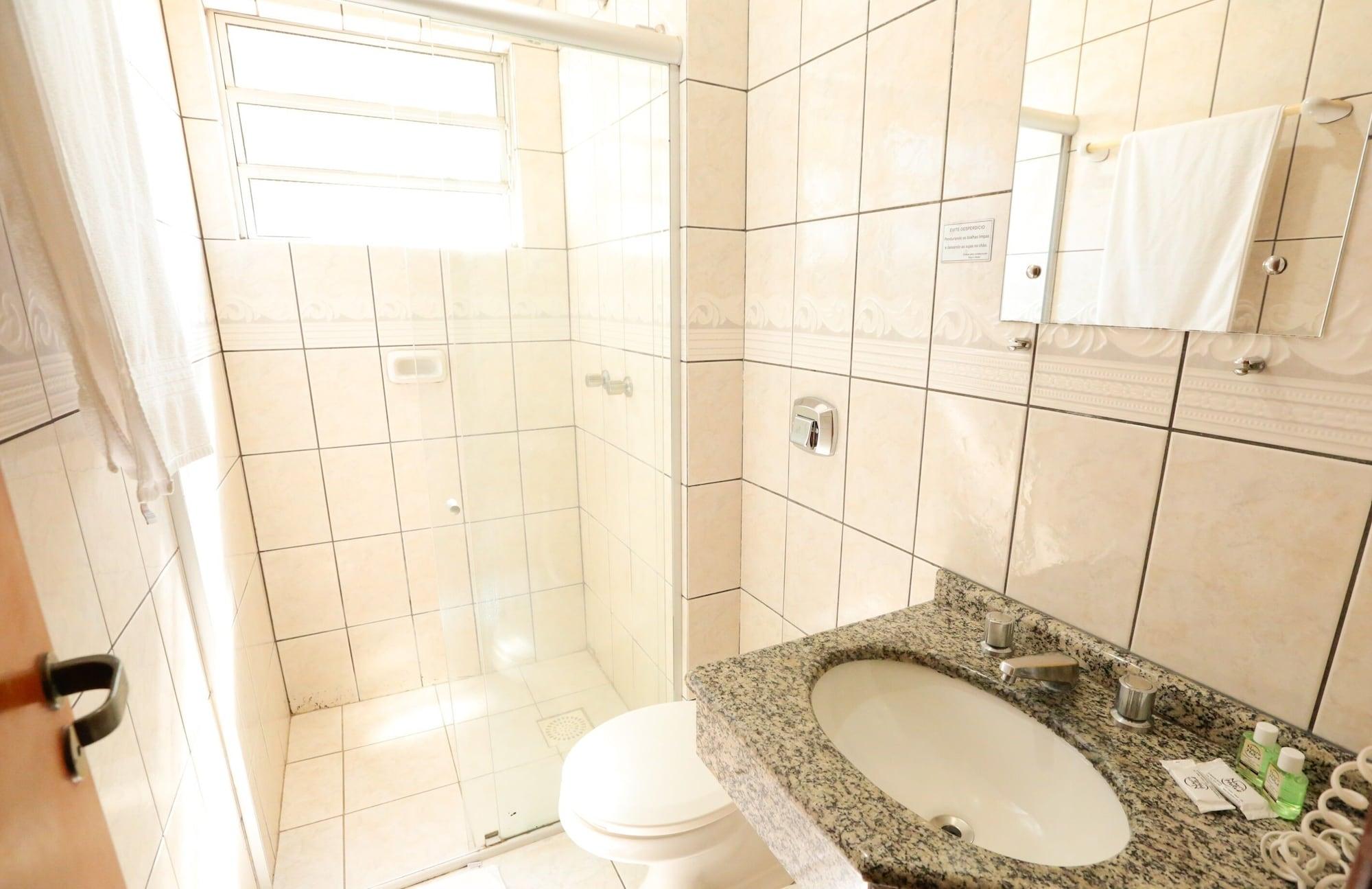 Equipamiento de Habitación Nayru Hotel
