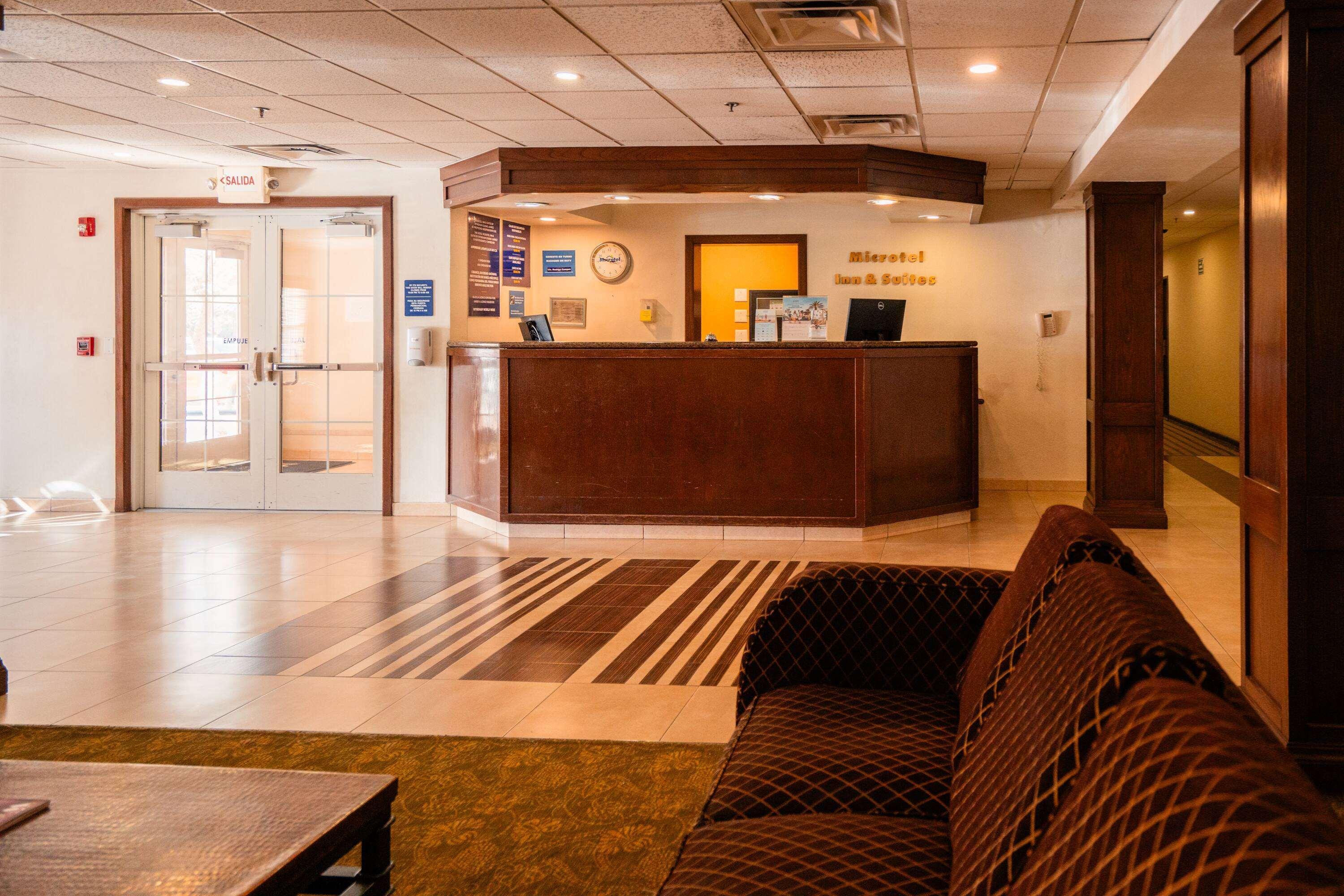 Vista Lobby Microtel Inn by Wyndham Ciudad Juarez/By US Consulate