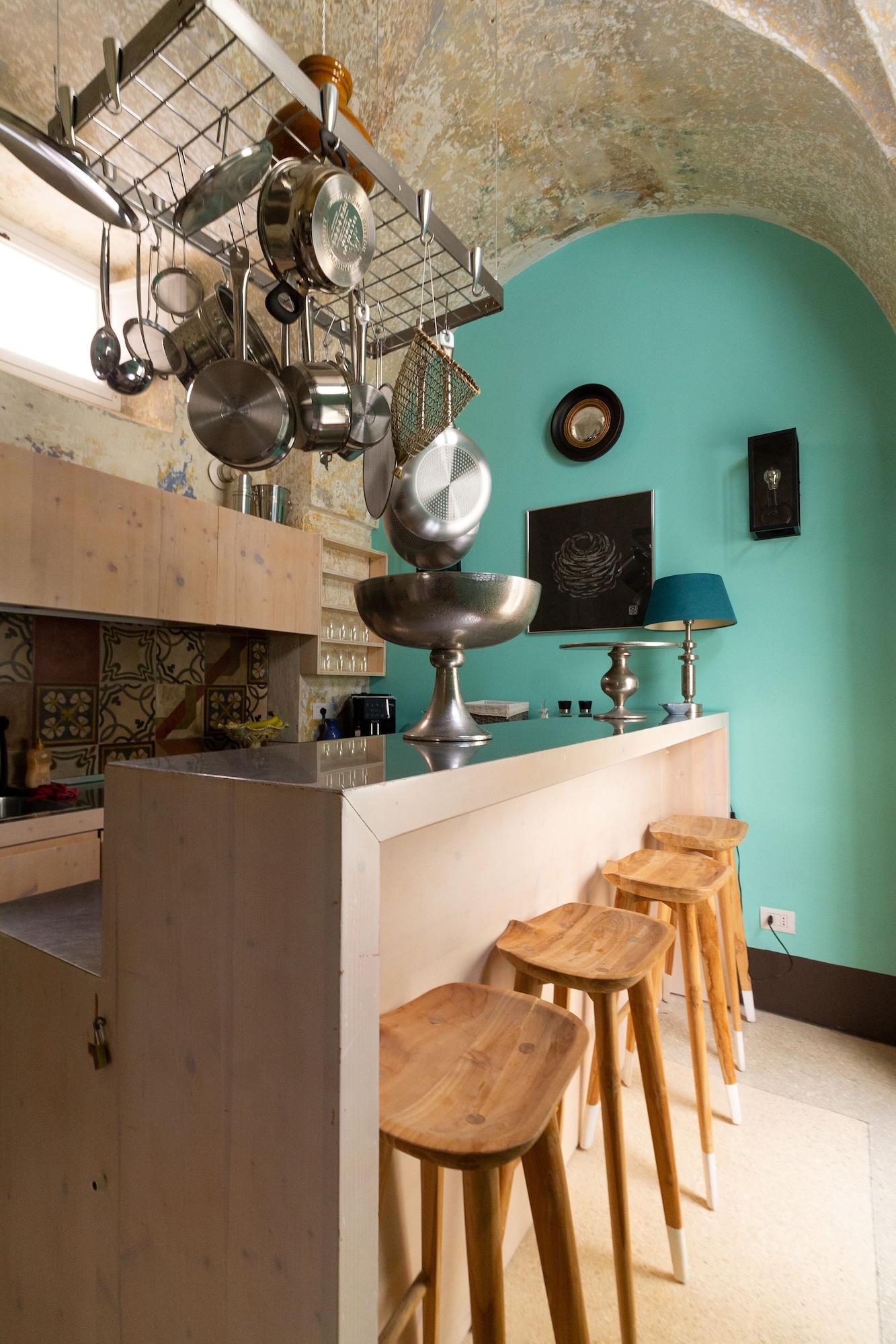 Bar/Salón Casa Galateo 20