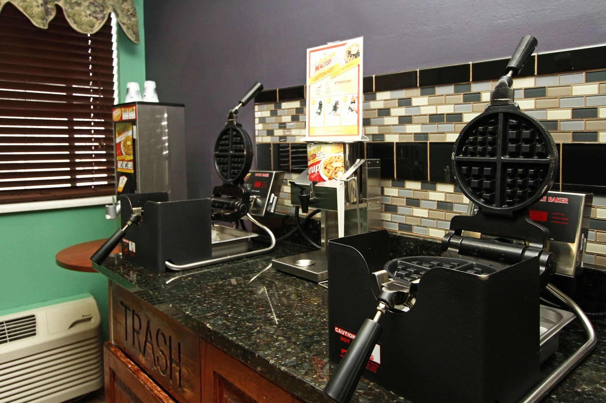 Restaurant New Victorian Inn & Suites in Sioux City, IA