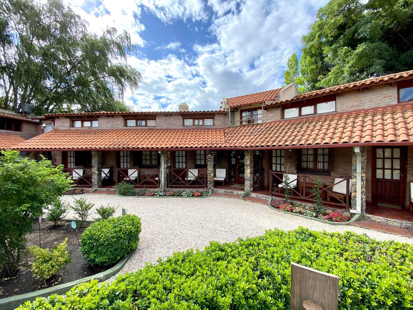 Vista Exterior Curahue Apart Hotel