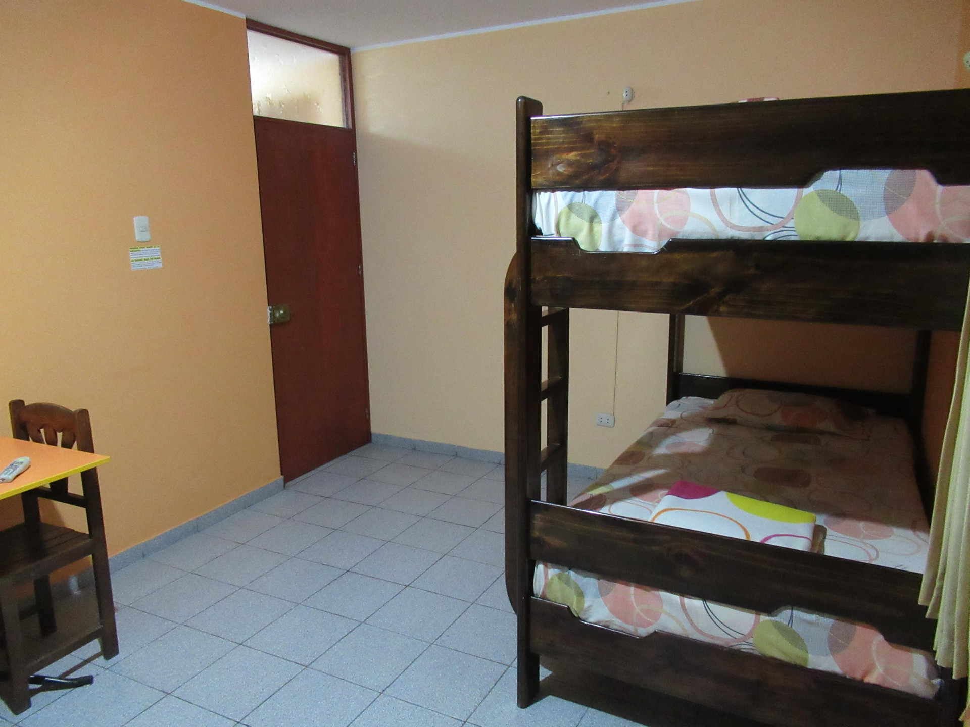 Habitación Kurmi Hostel Lima Airport
