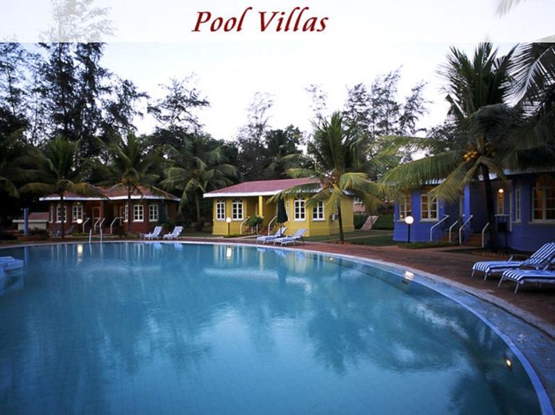 Vista Piscina Varca Le Palms Beach Resort