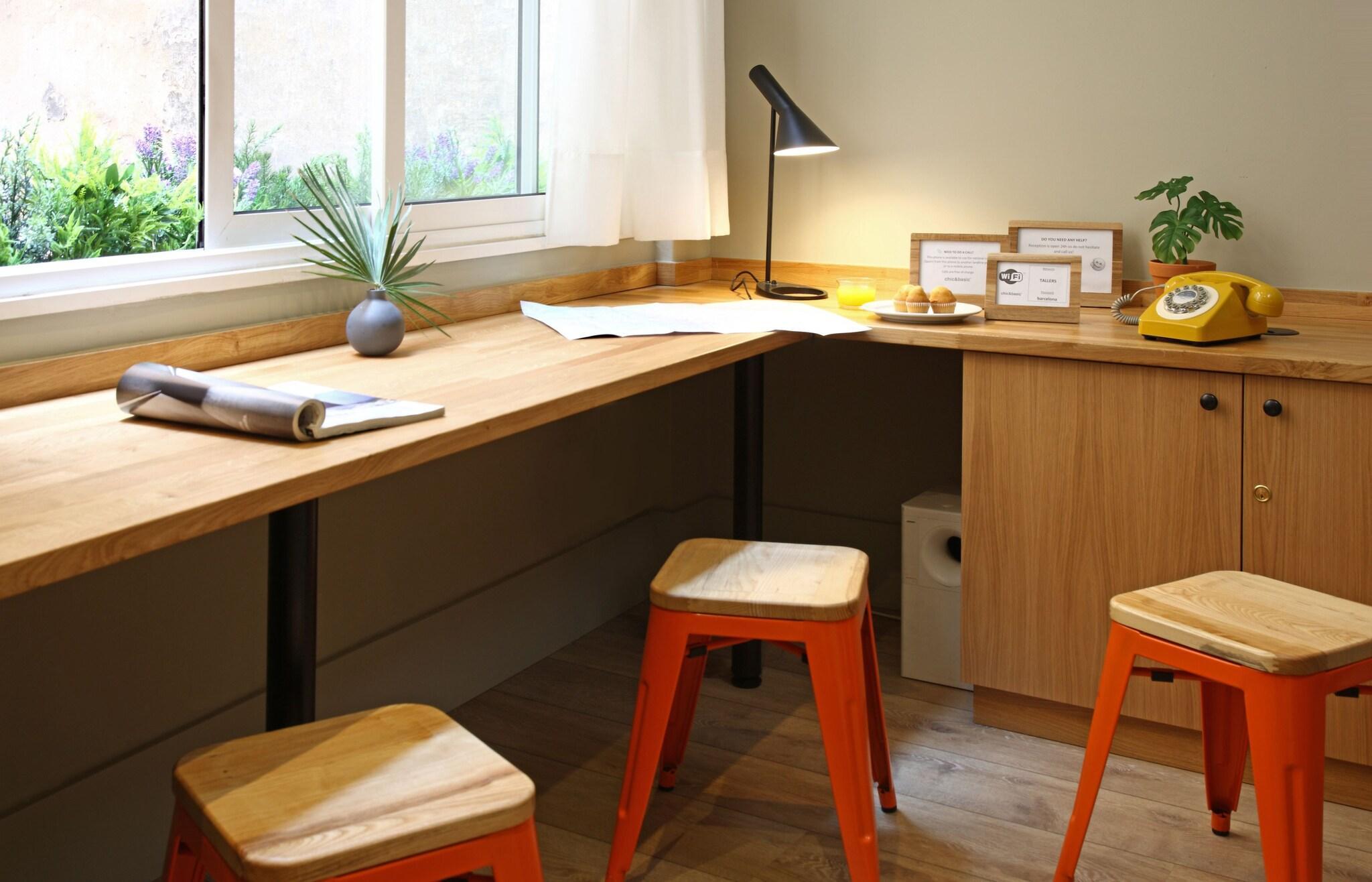 Vista Lobby Chic & Basic Tallers Hostal