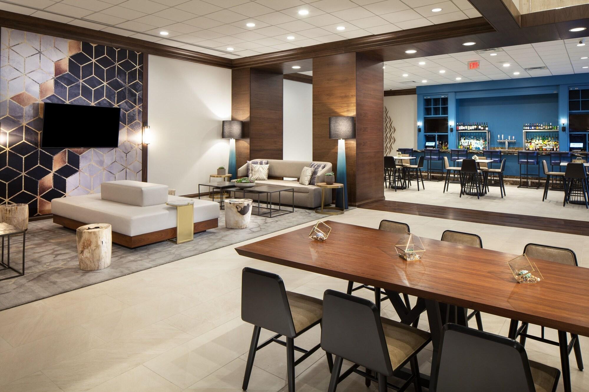 Vista Lobby The Westin Oaks Houston at the Galleria
