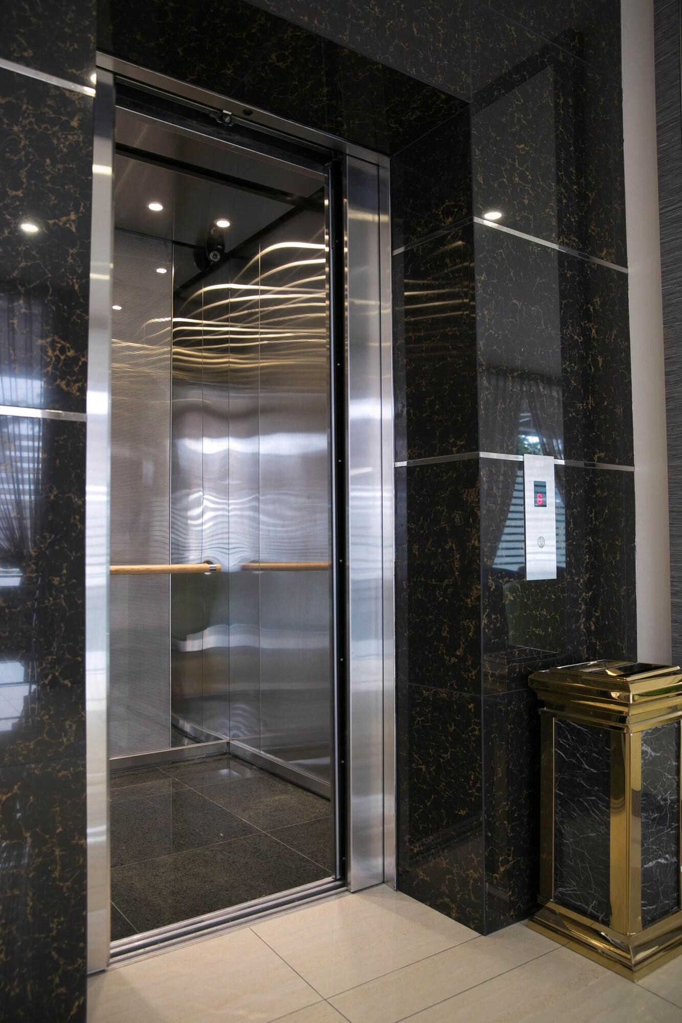 Vista Lobby GL Hotel