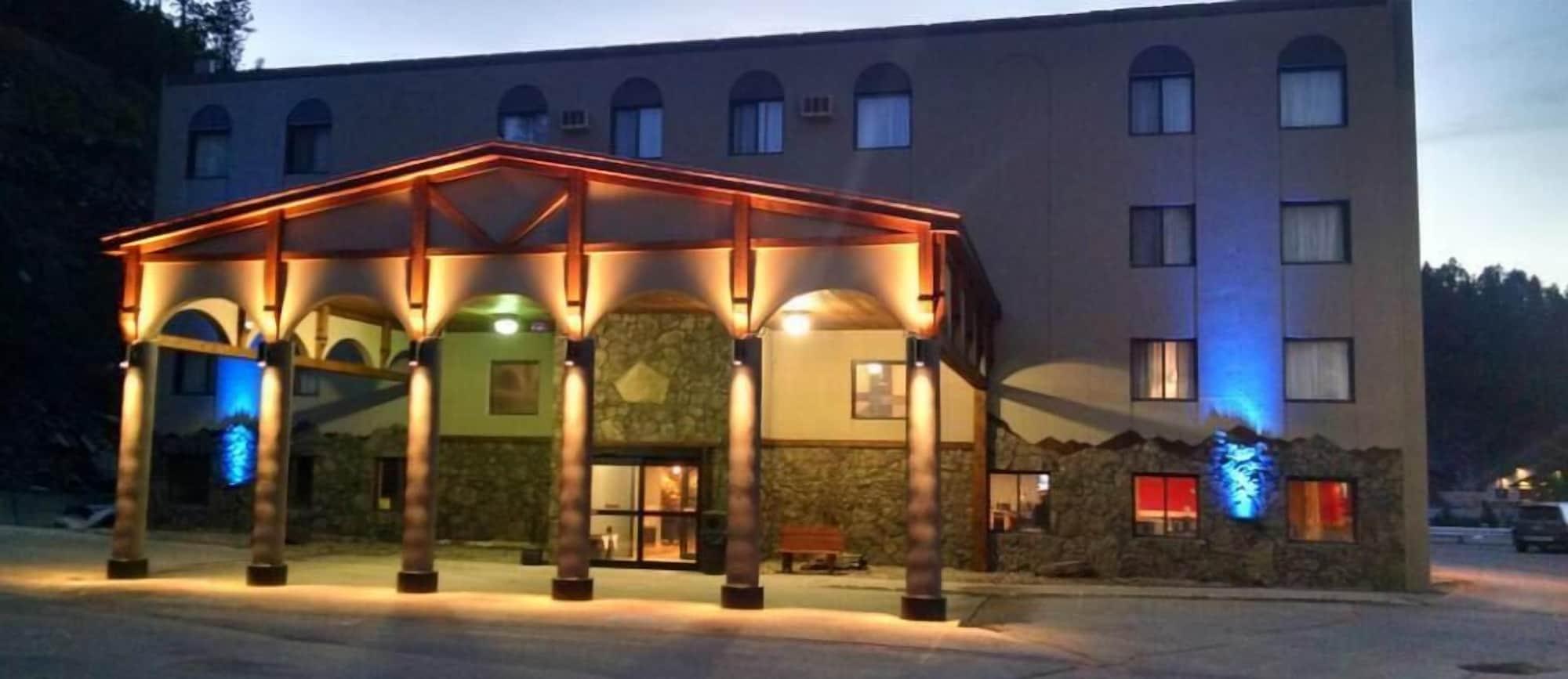 Vista Exterior Blackstone Lodge & Suites