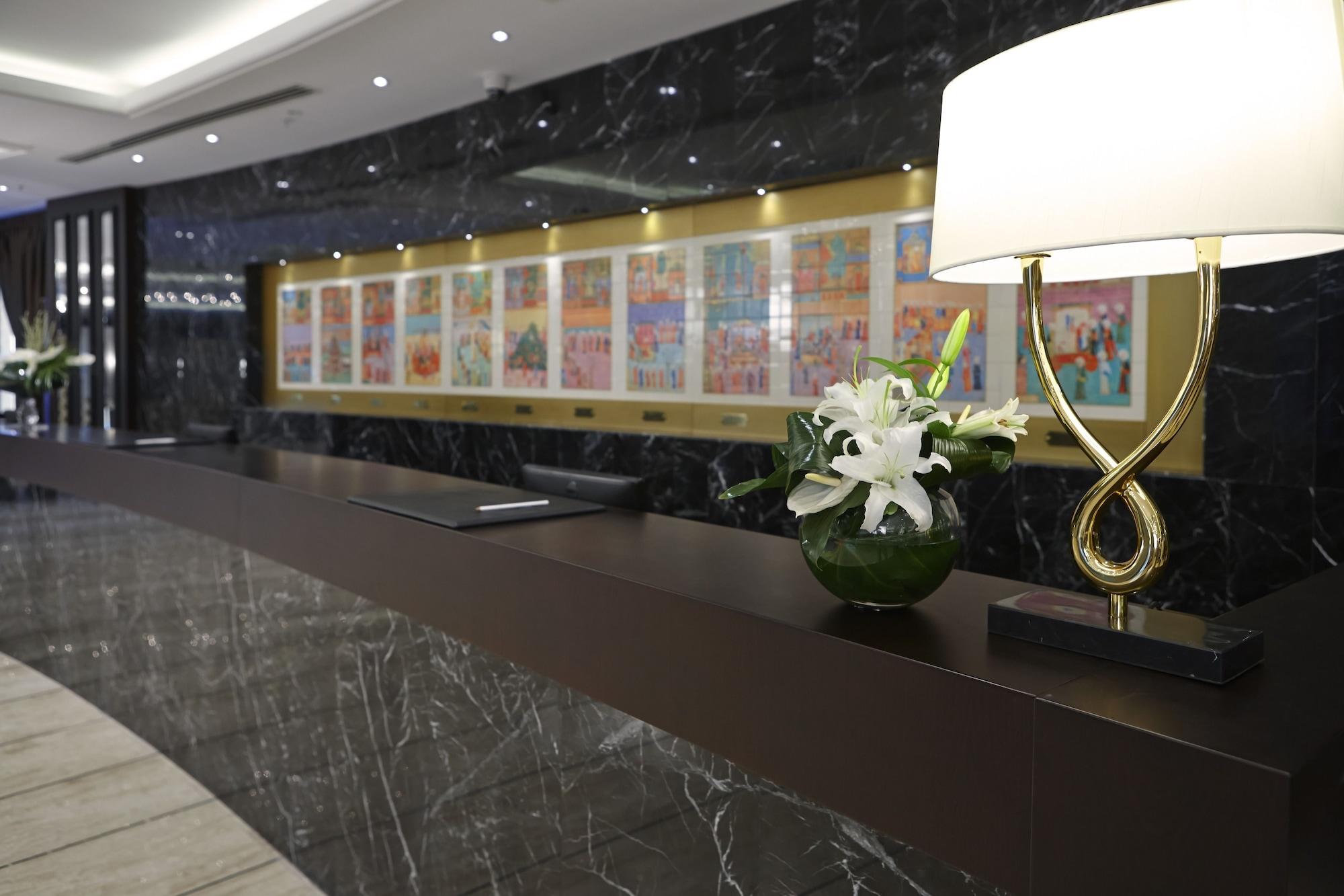 Vista Lobby Crowne Plaza Istanbul - Oryapark by IHG