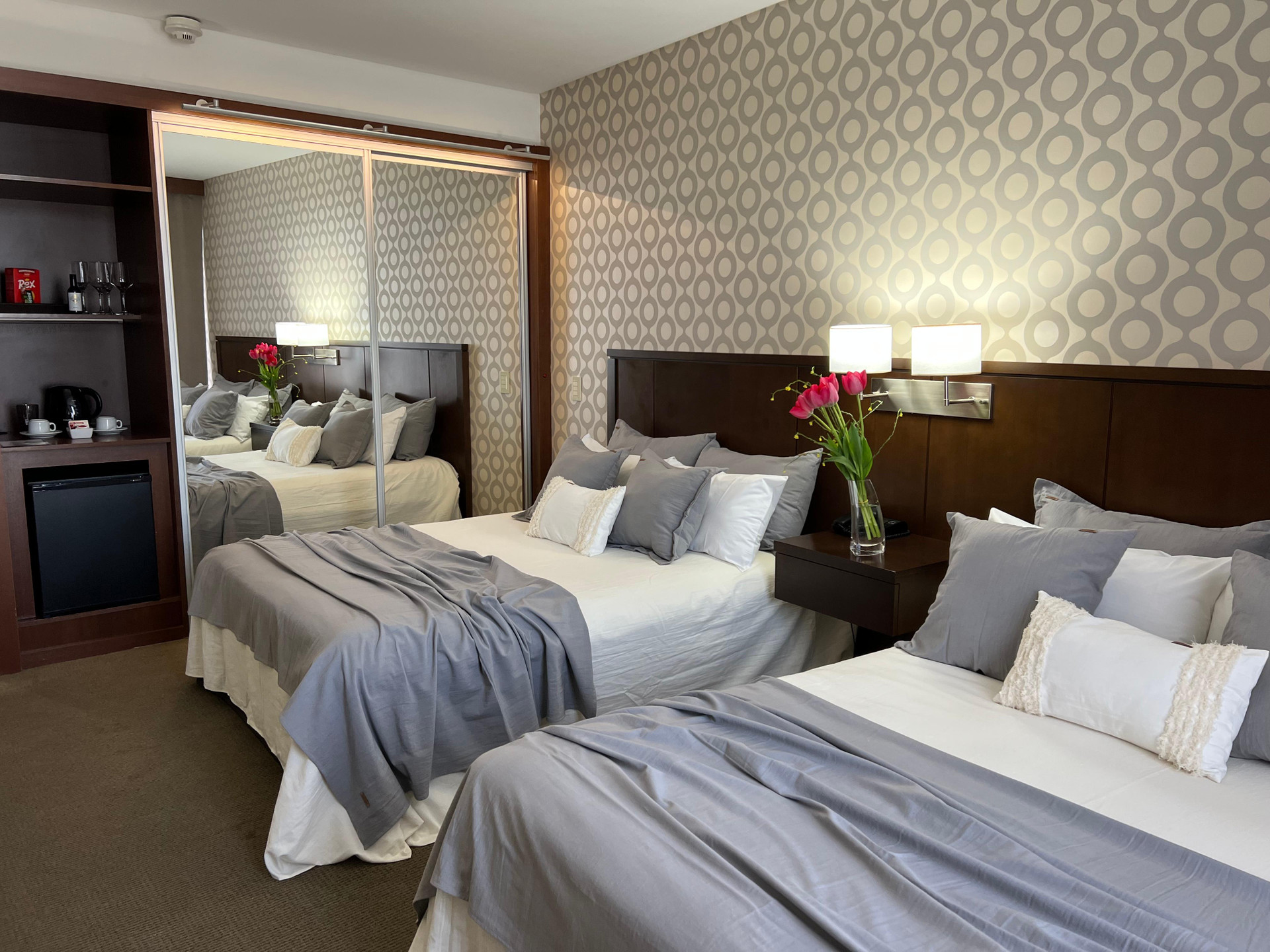 Quarto Ian Hotel