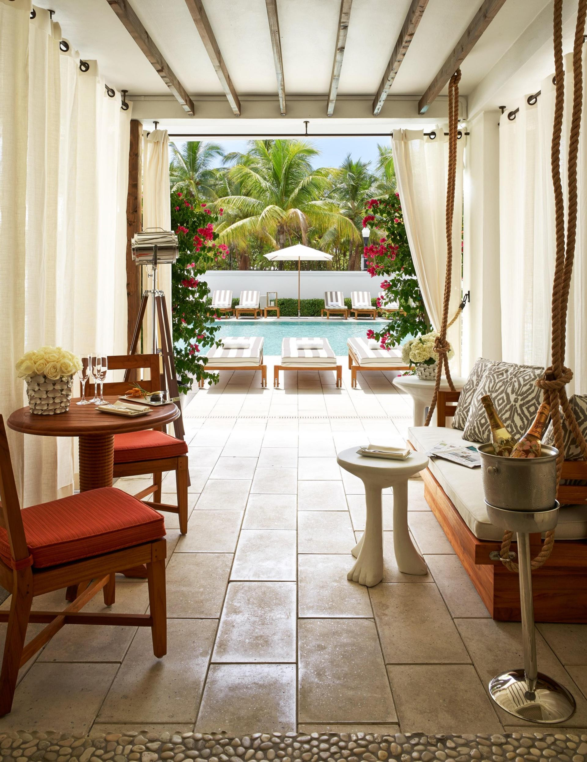 Vista Piscina The Shelborne By Proper, a Member of Design Hotels