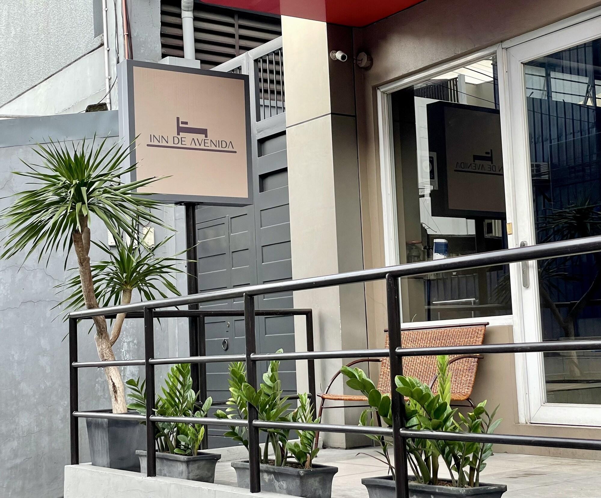 Varios INN DE AVENIDA