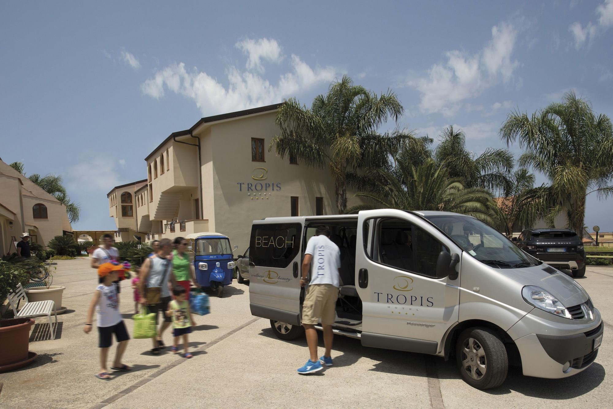 Playa Hotel Tropis