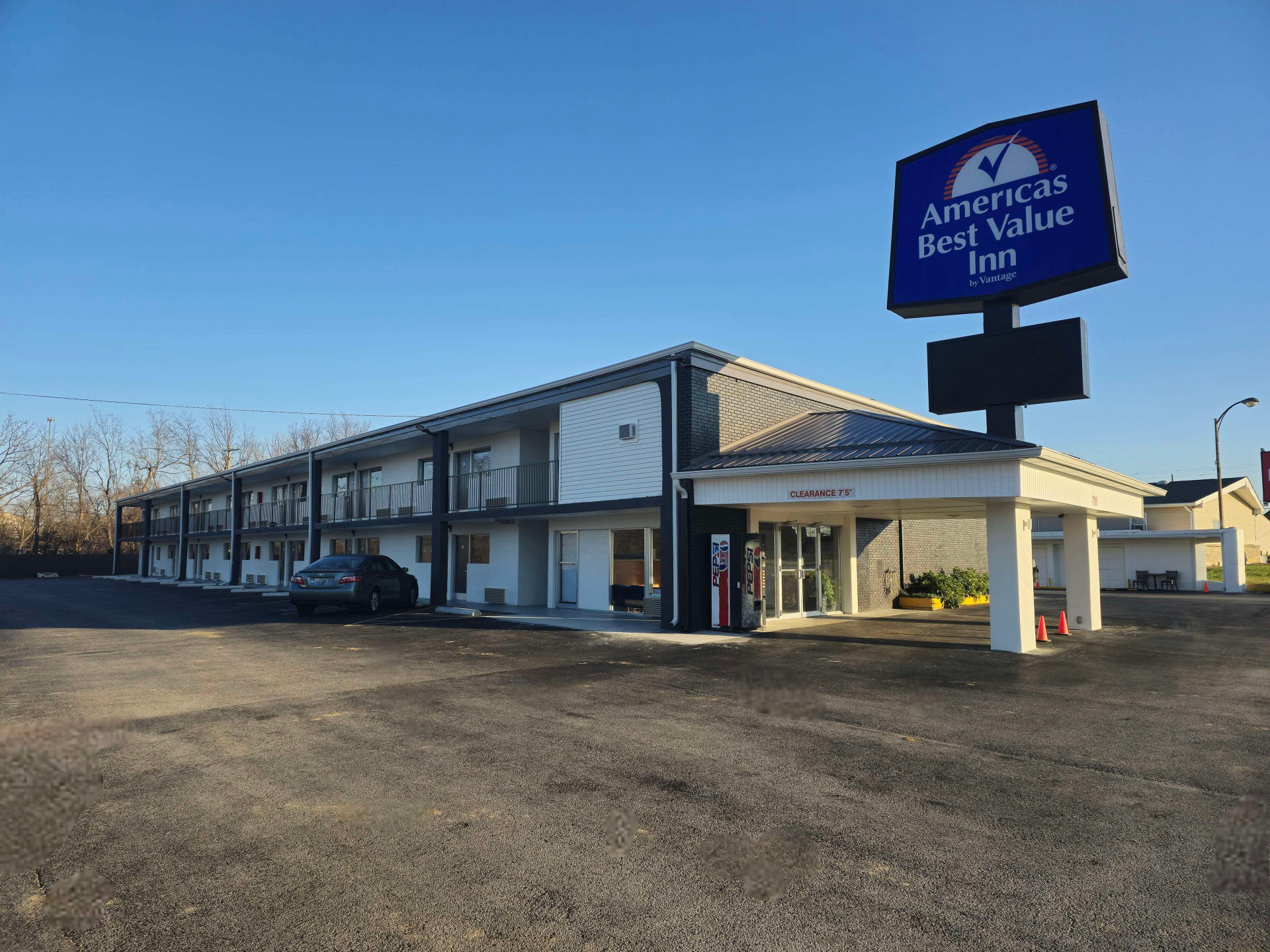 Vista Exterior Americas Best Value Inn Elizabethtown