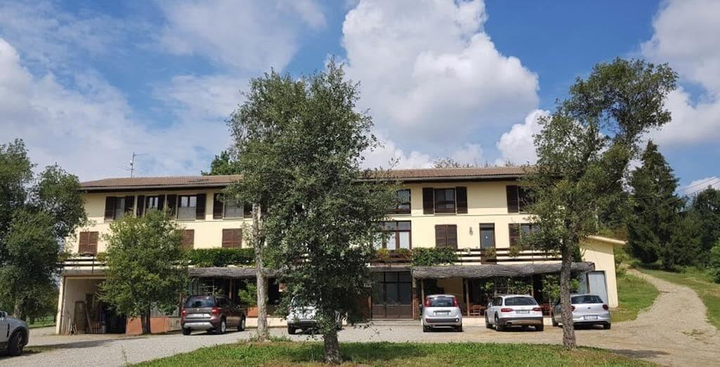 Varios Agriturismo Cargandino