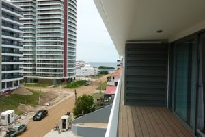 Alquiler Temporario - Departamento en alquiler en Edificio Chronos de Punta del Este.