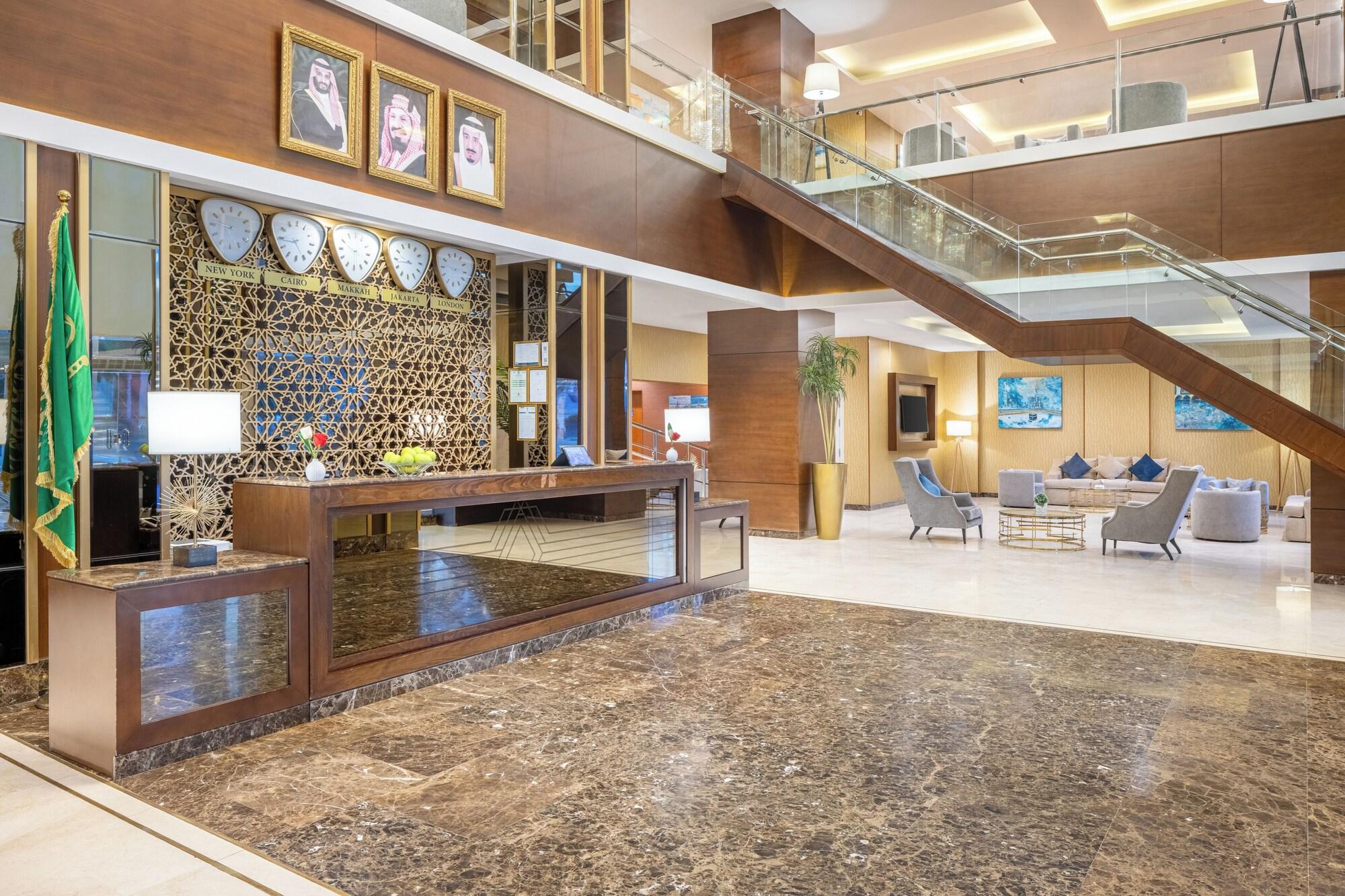 Vista Lobby Blue Coral Hotel