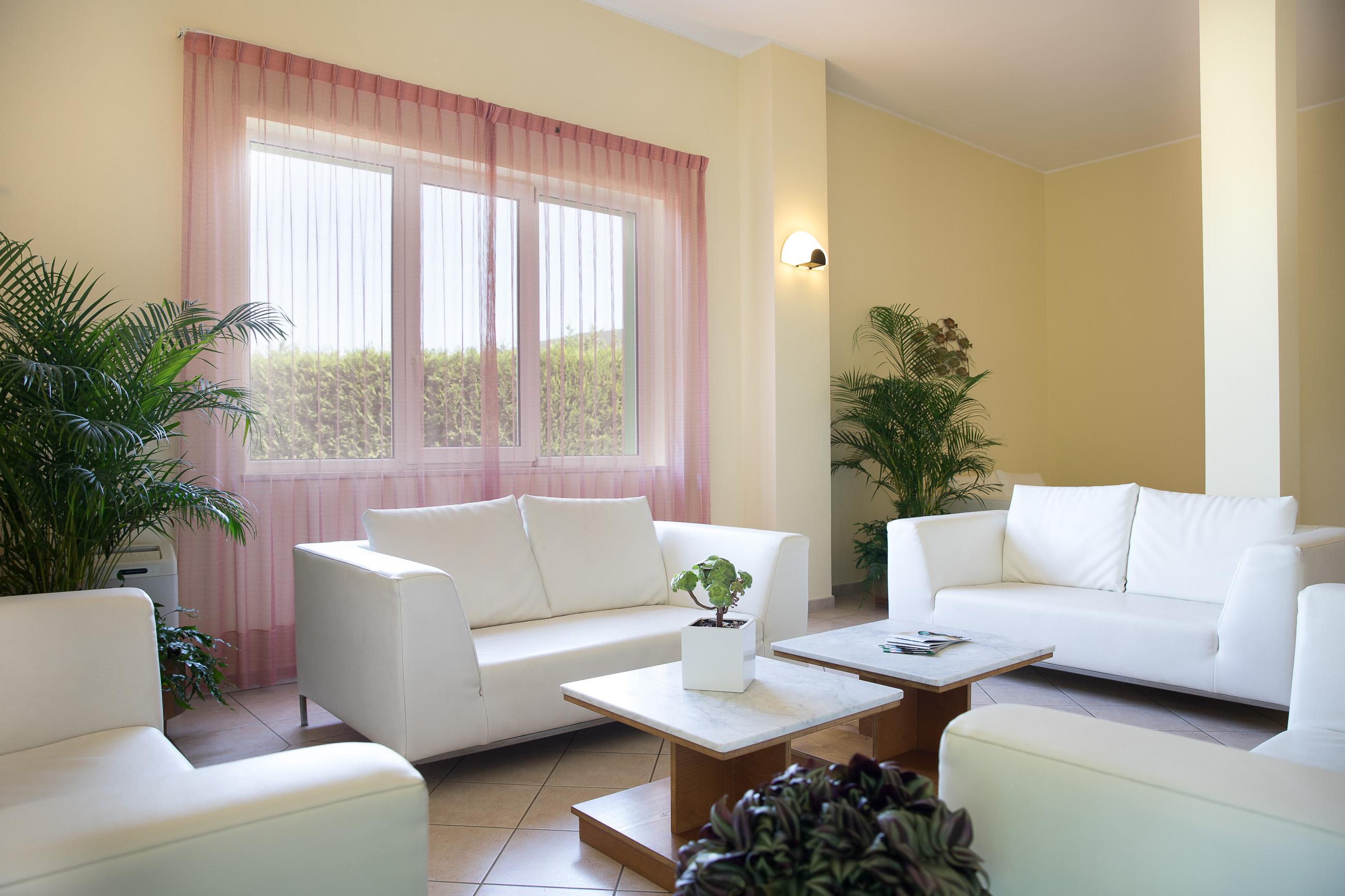 Vista Lobby Lu' Hotel Porto Pino