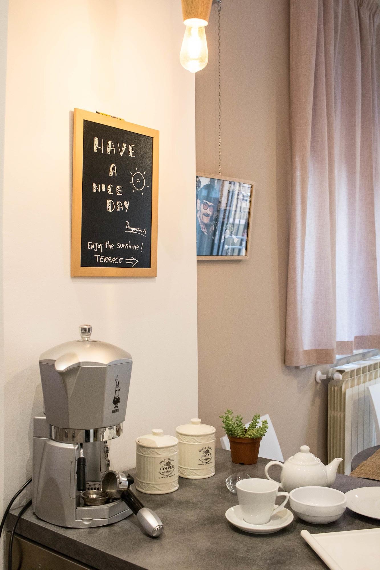 Bar/Salón Bagnasco 18