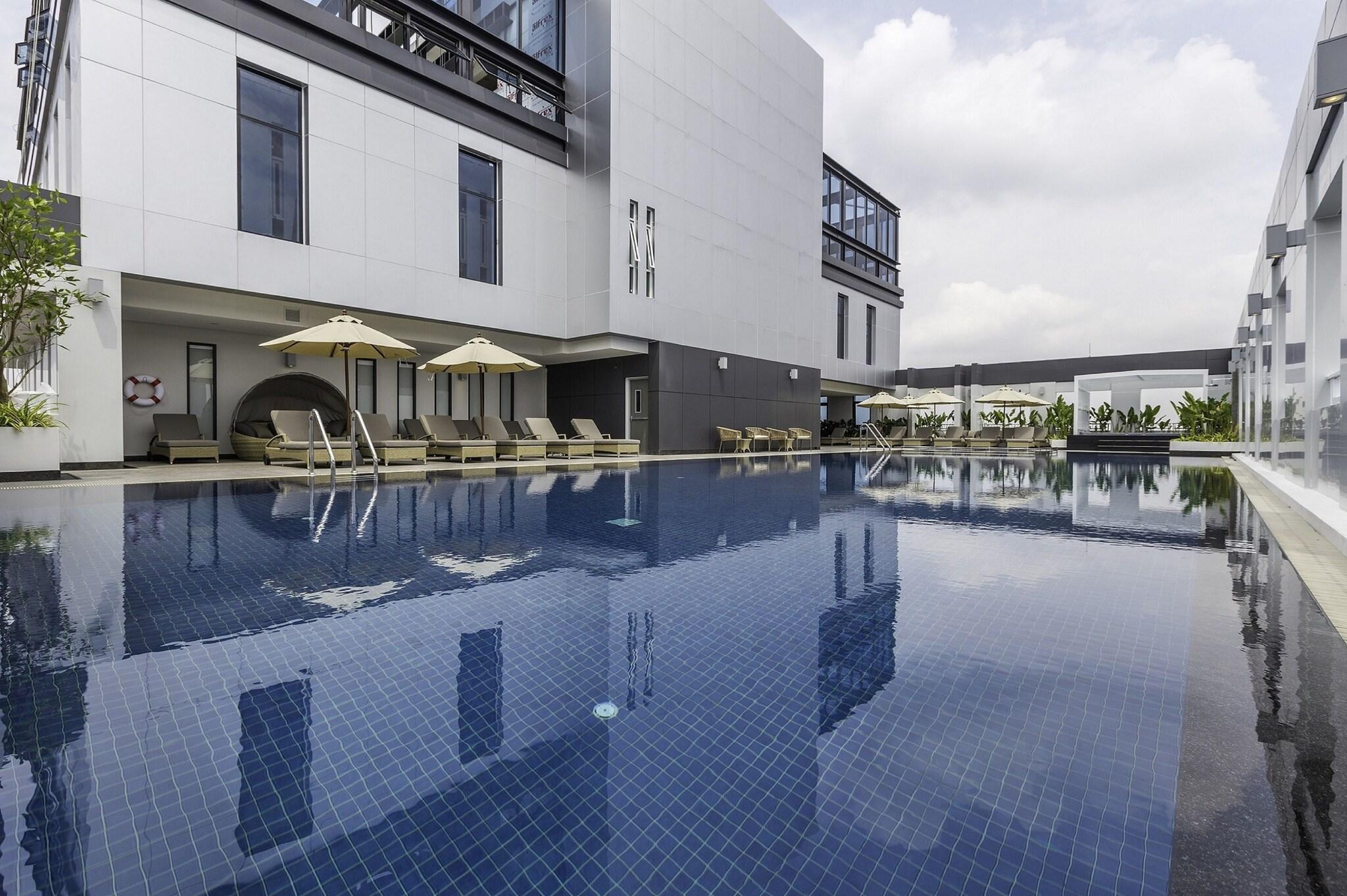 Vista Piscina Kantary Hotel Korat