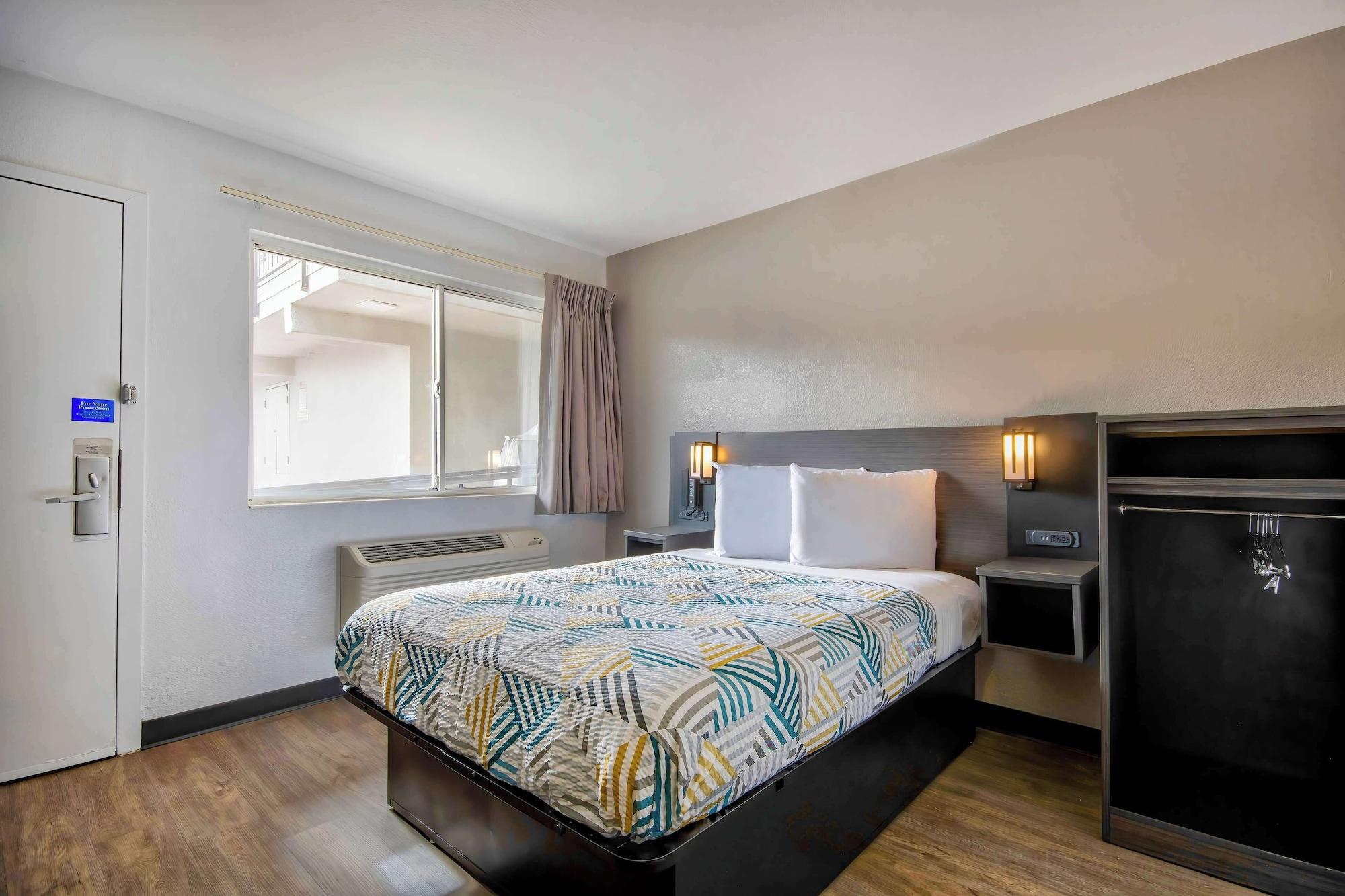 Habitación Studio 6 Albuquerque, NM – Midtown