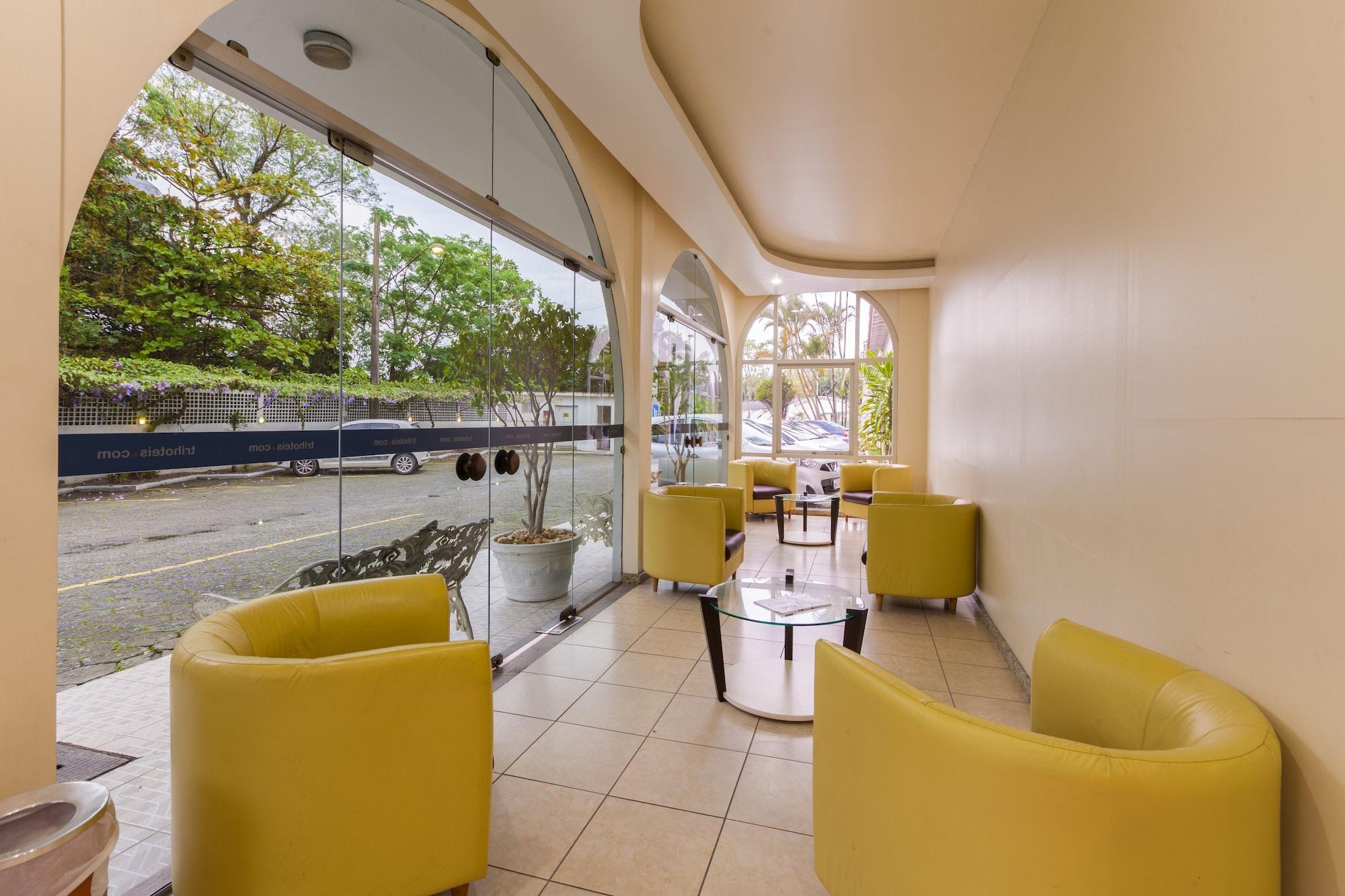 Vista Lobby Tri Hotel Florianópolis