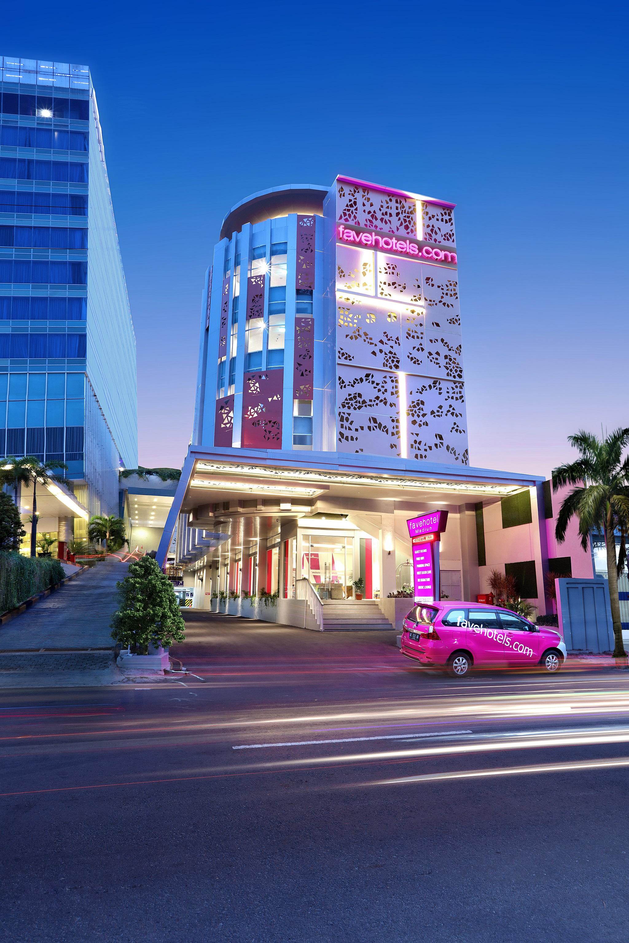 Vista Exterior favehotel Madiun