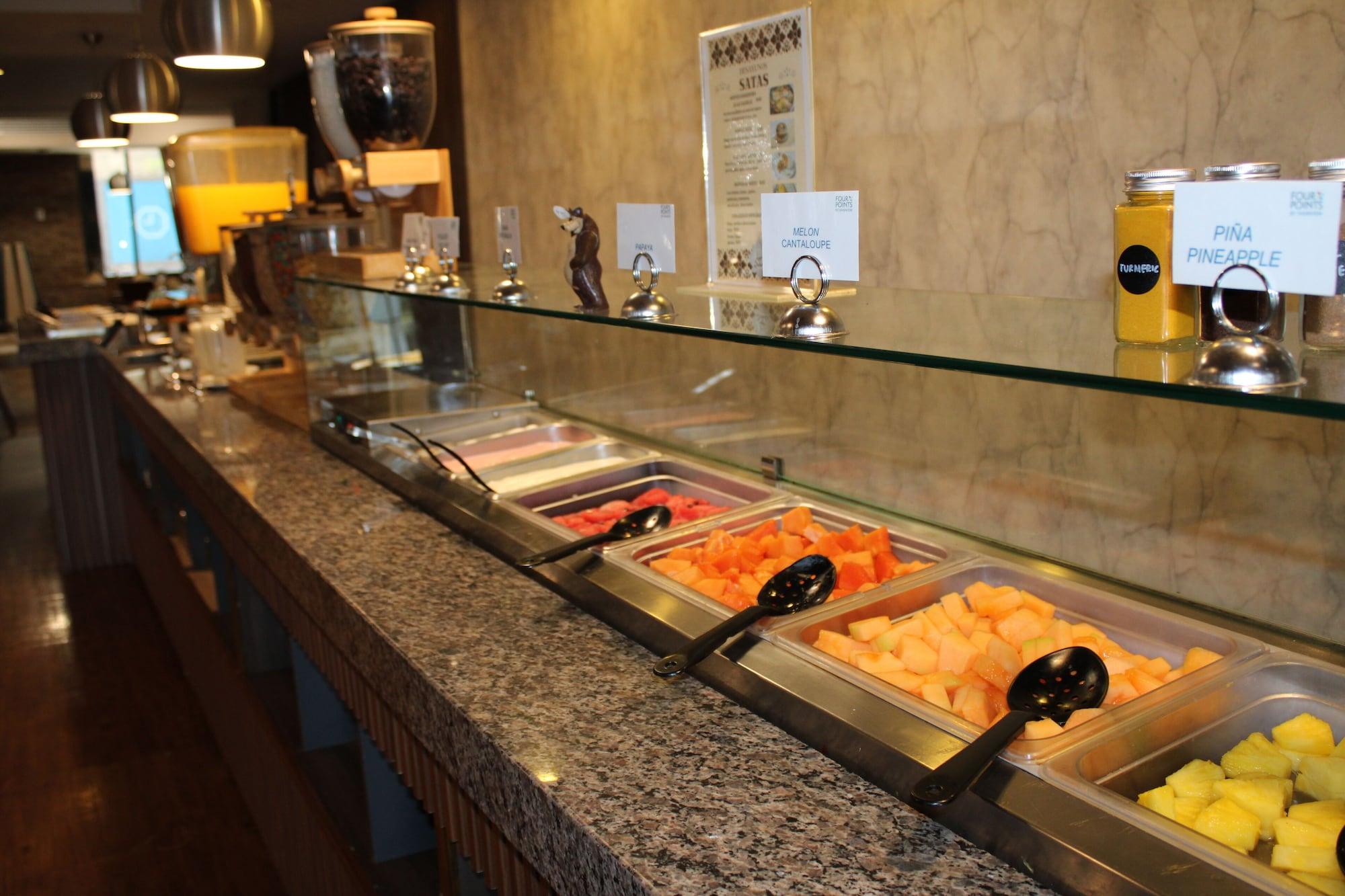 Restaurant Four Points by Sheraton Saltillo