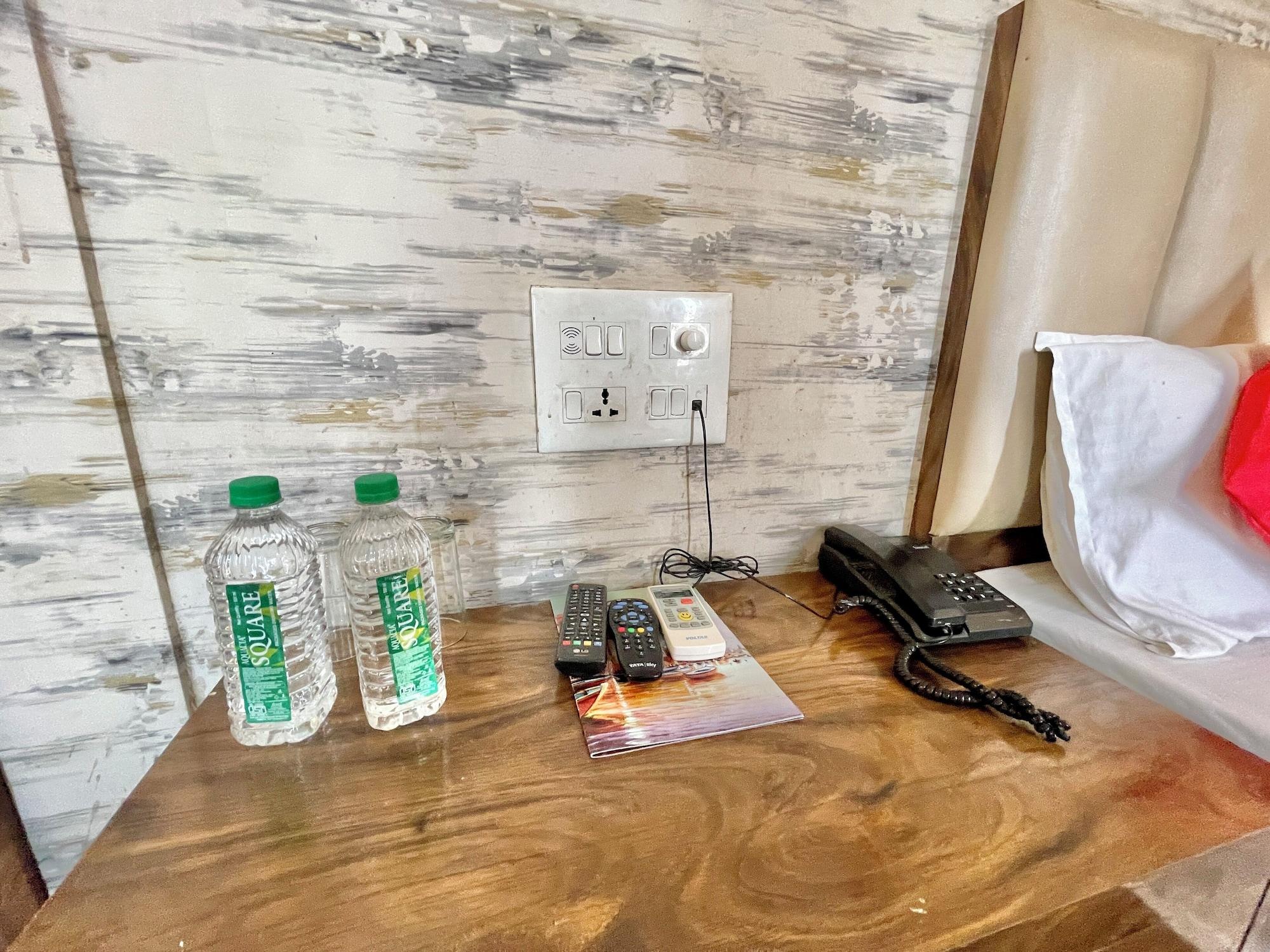 Set de Habitación Hotel Janaki - near Ghats & Temples