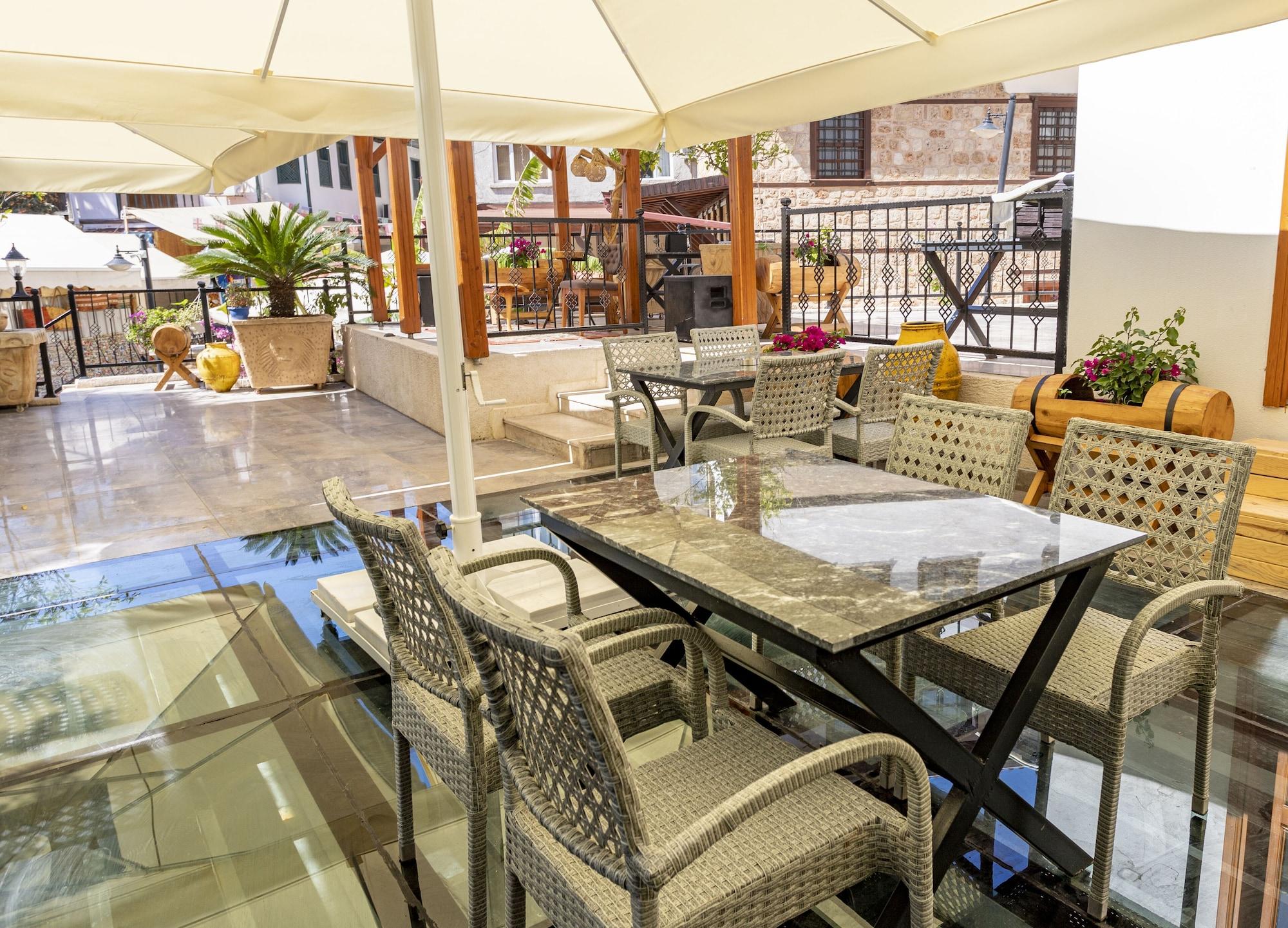 Restaurant WOO Town Suites