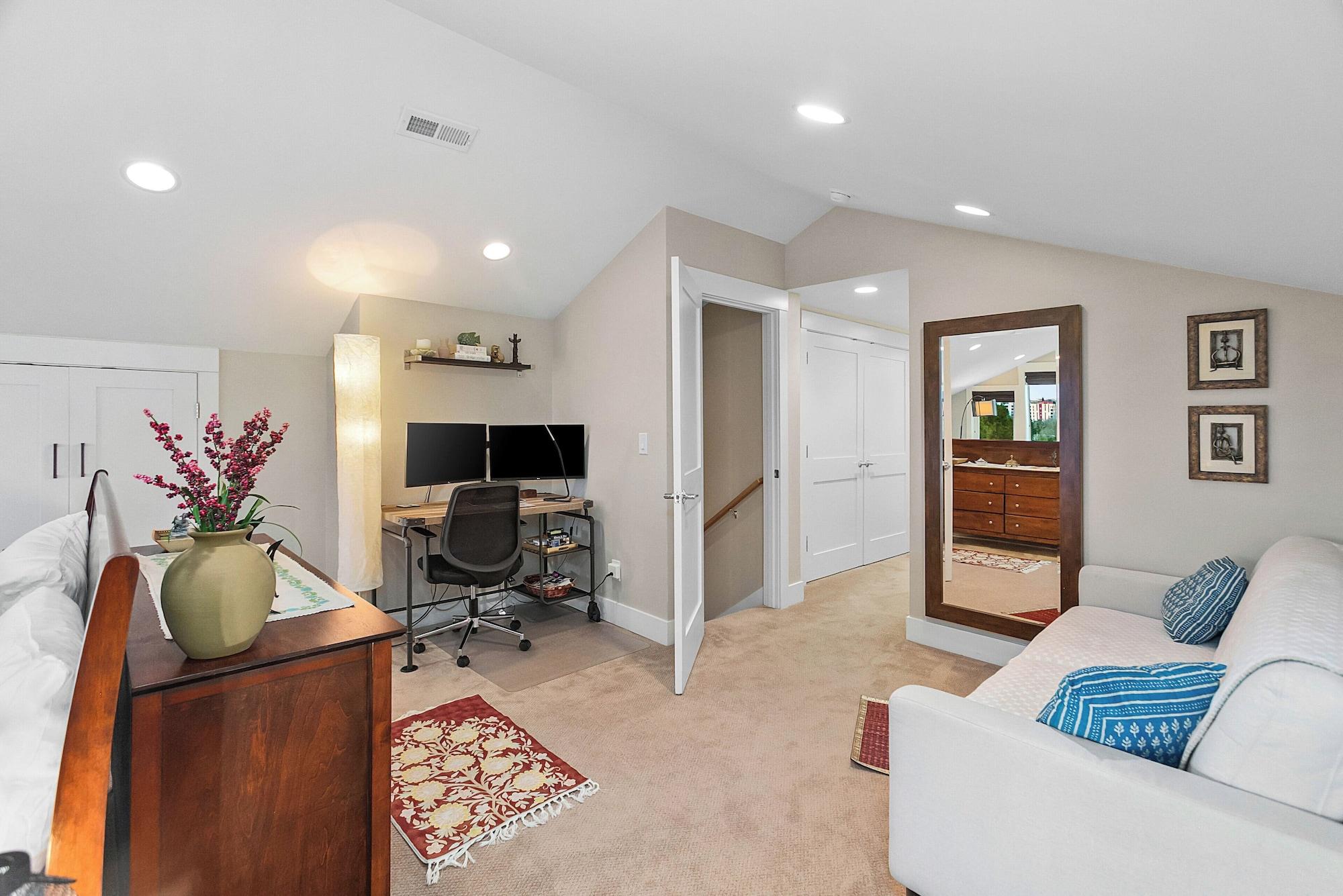 Comodidades del Alojamiento Madrona Bliss A Modern Escape