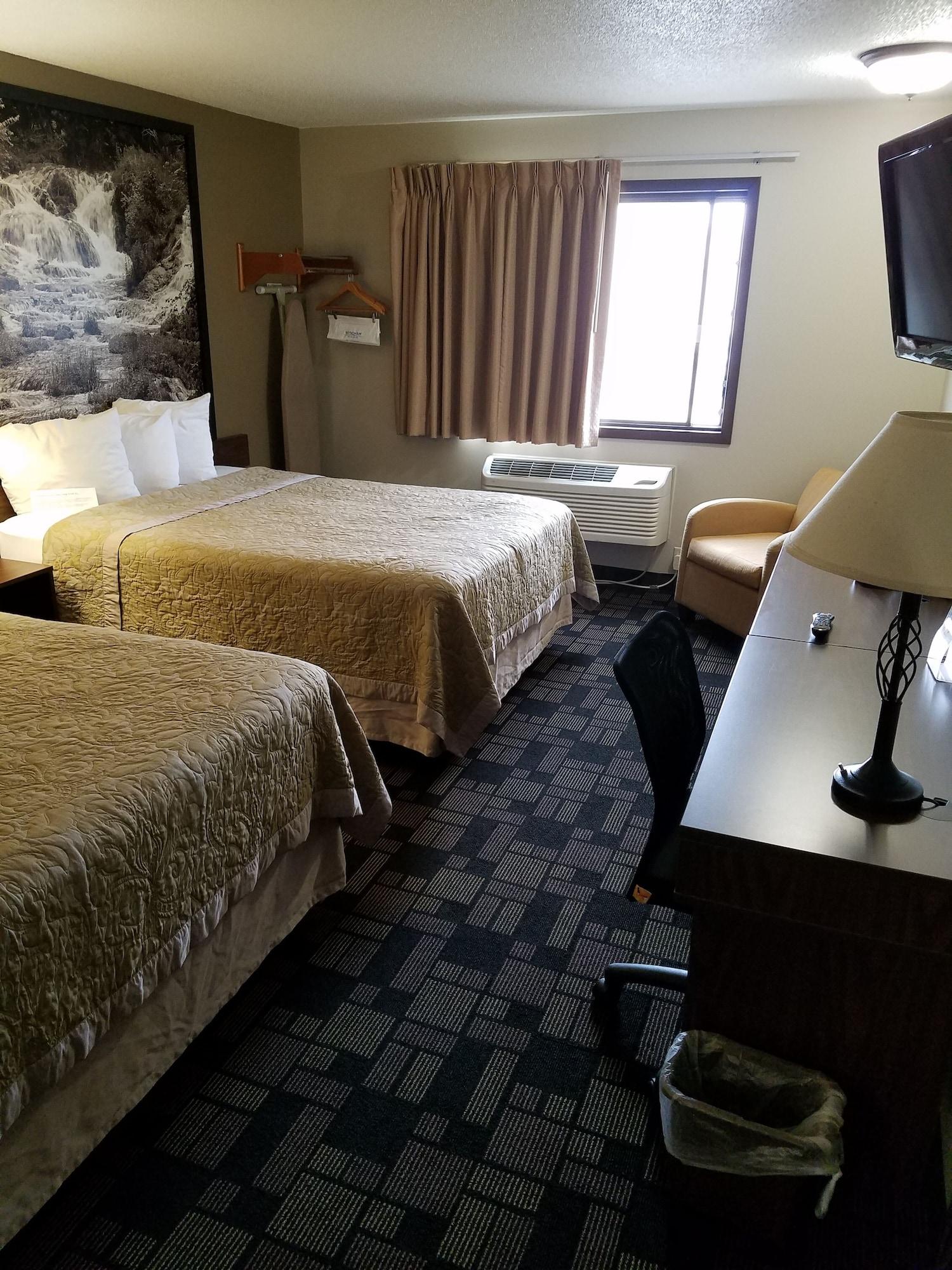 Habitación Super 8 by Wyndham Sioux Falls/41st Street