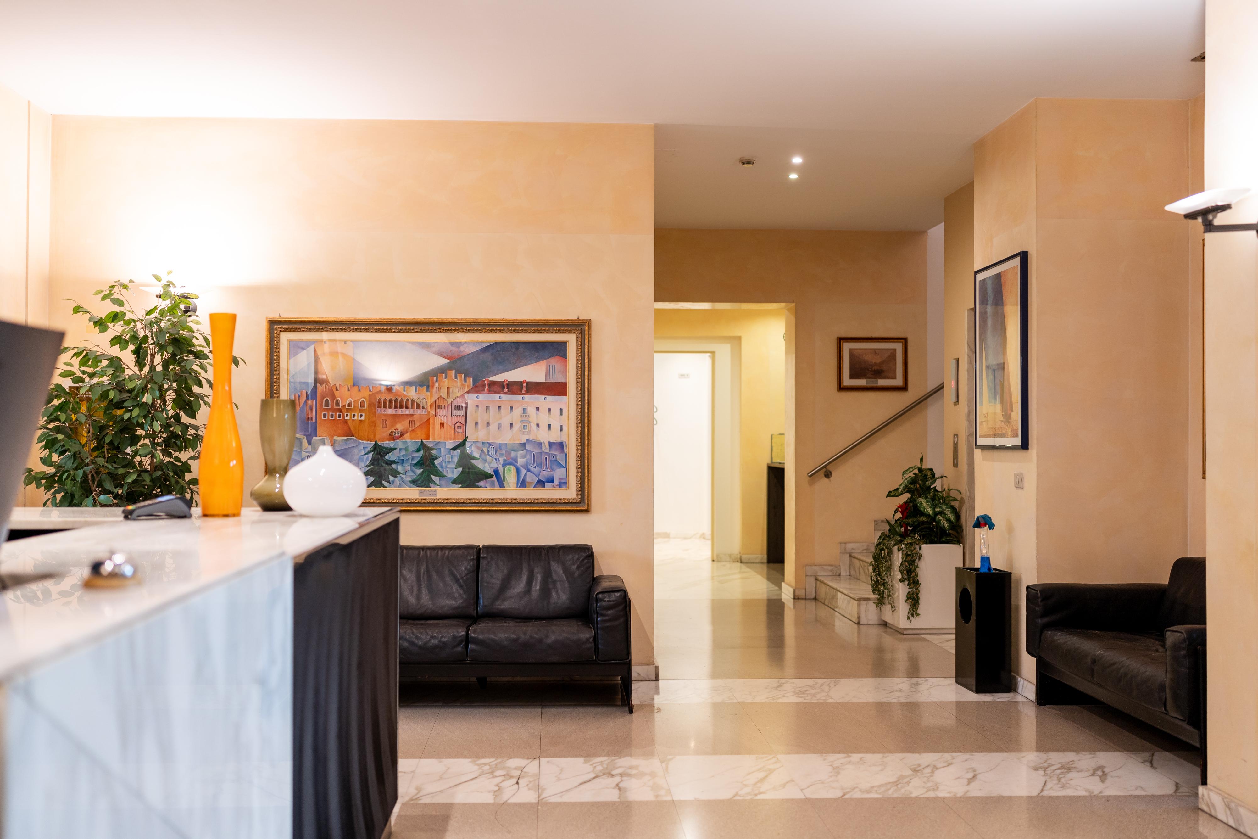Vista Lobby Hotel Buonconsiglio