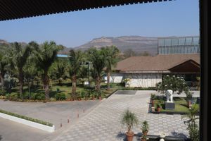 Alojamiento - Radisson Blu Plaza Resort & Convention Centre Karjat