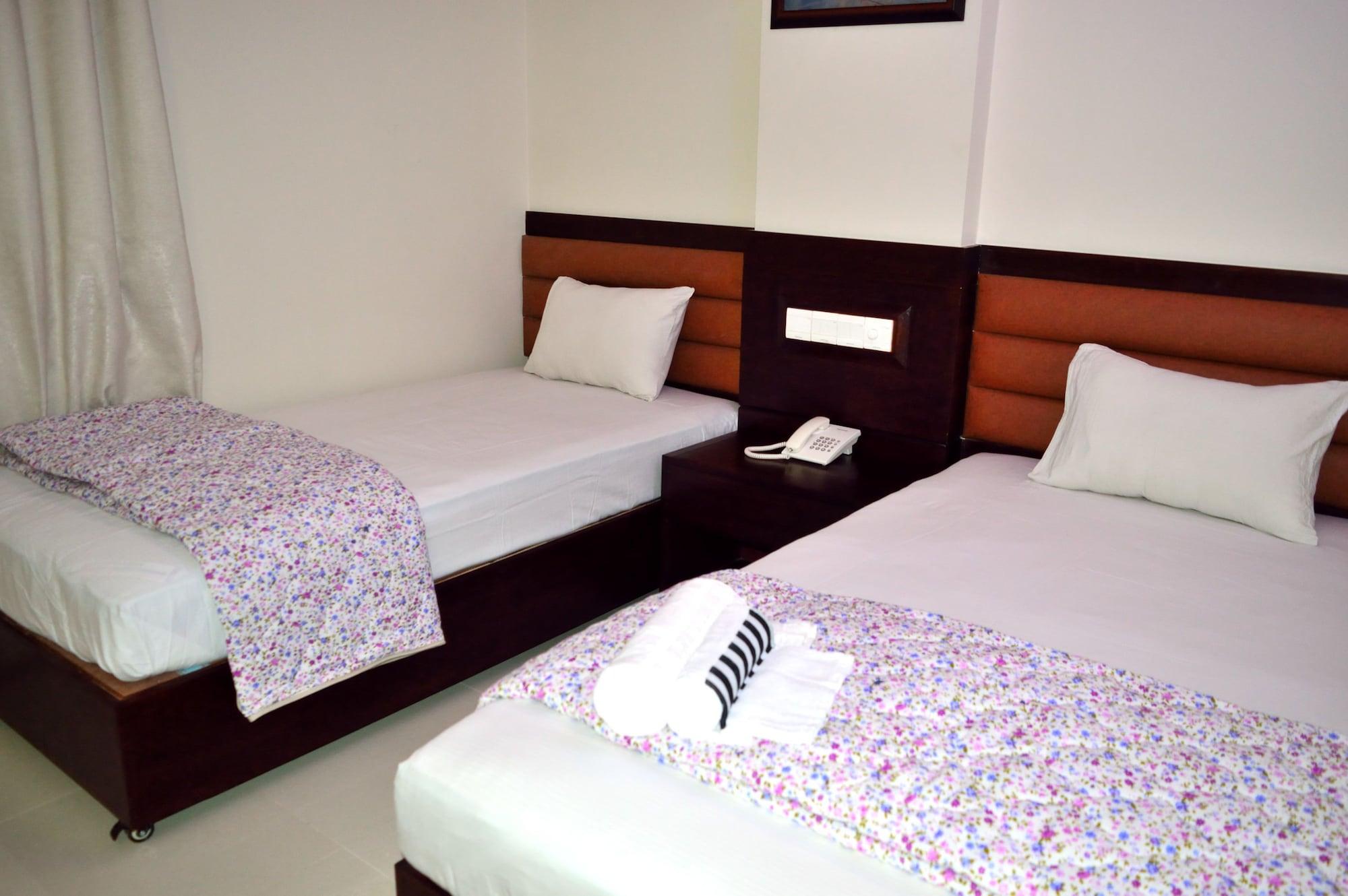 Varios Hotel Ocean Palace