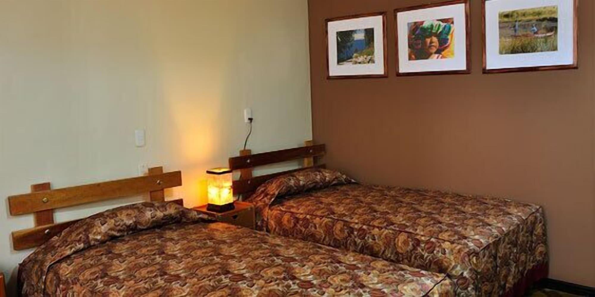 Varios HOSTAL LOS UROS