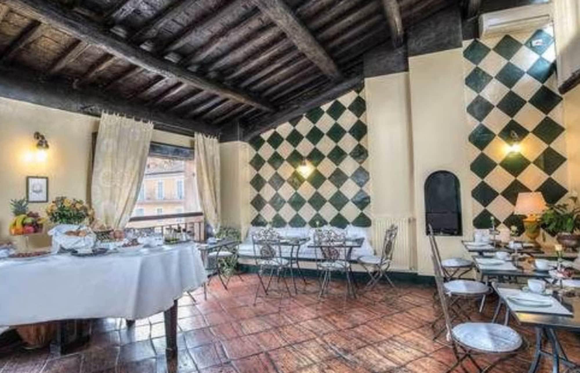 Bar/Salón Hotel Fontana
