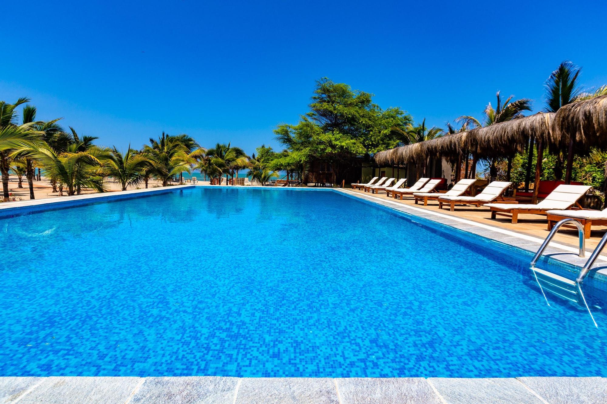 Varios Hotel Punta Camarón Bungalows & Suites