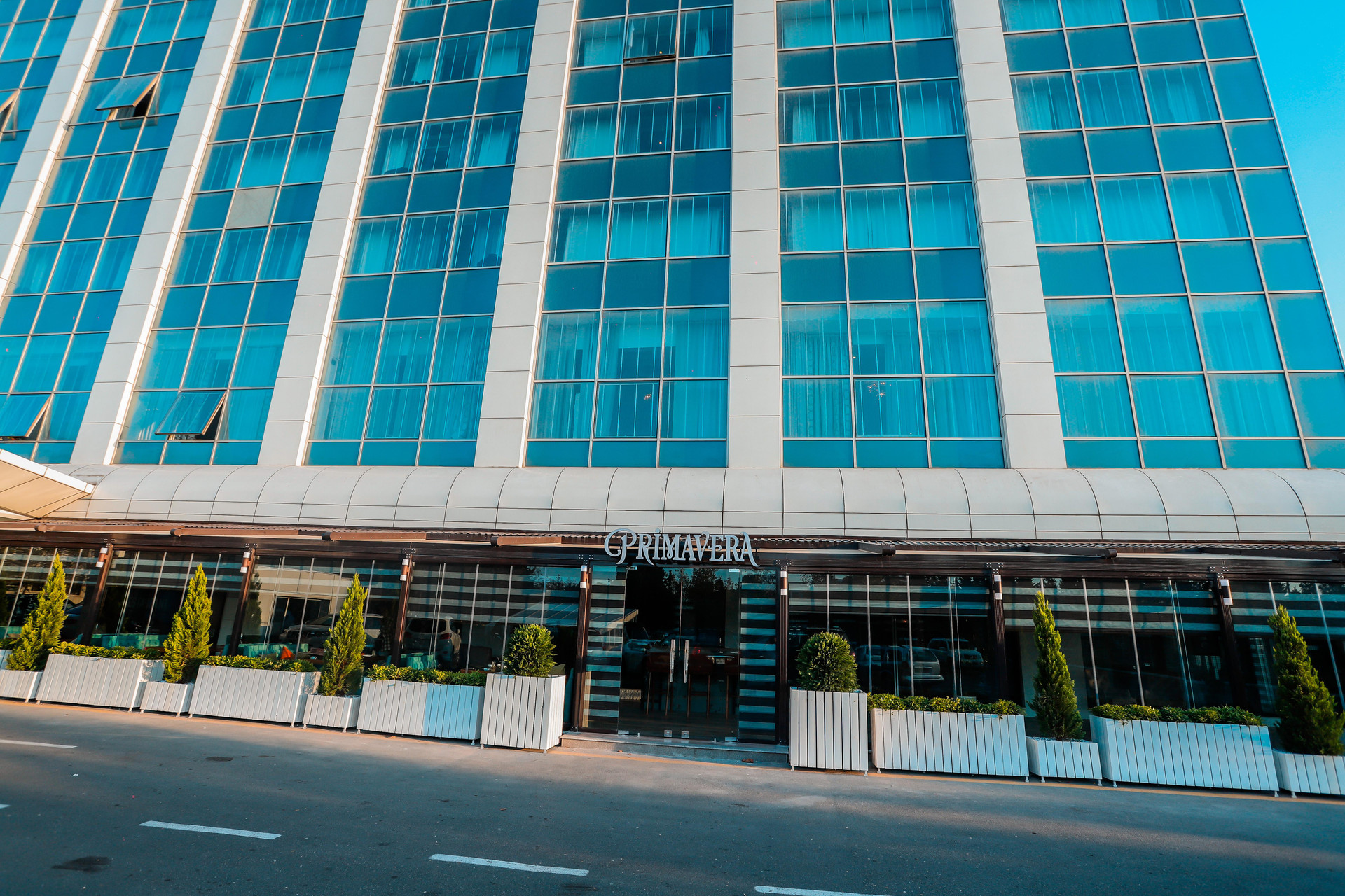 Vista Exterior Caspian Business Hotel