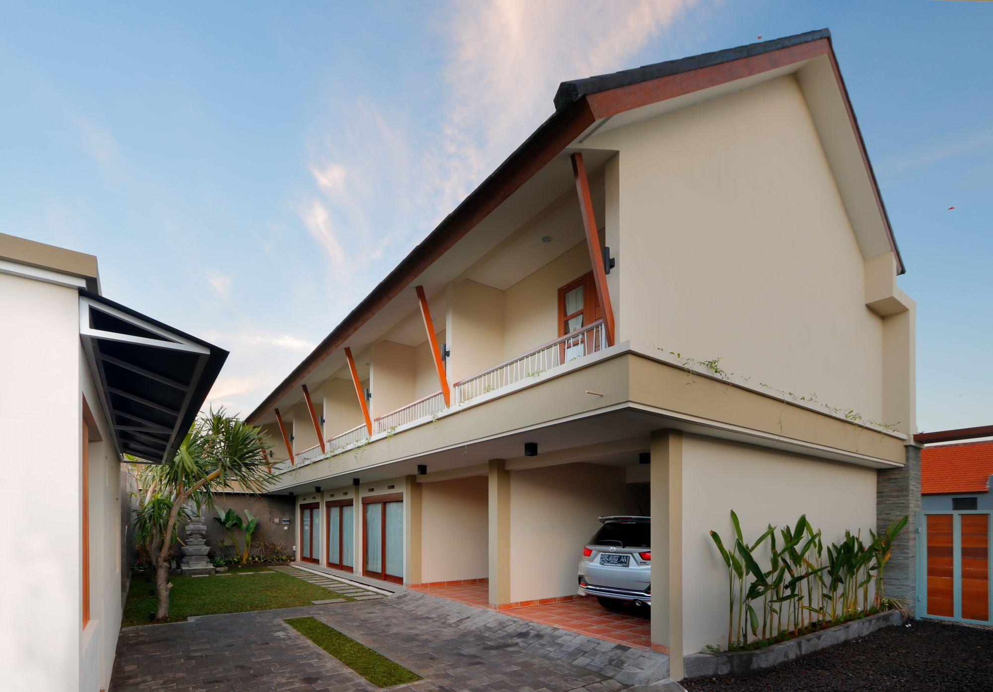 Varios Iconic Bali Living