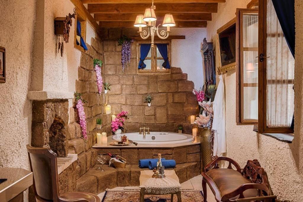 Varios Koukos Rhodian Guesthouse - Adults Only