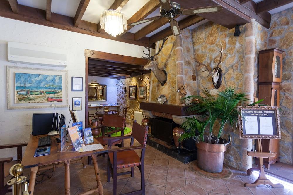 Vista Lobby Posada D'es Moli