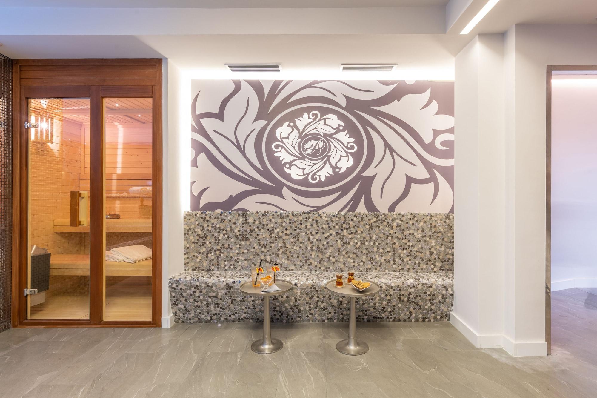 Spa Aparthotel Spa del Palacete, Historic Center