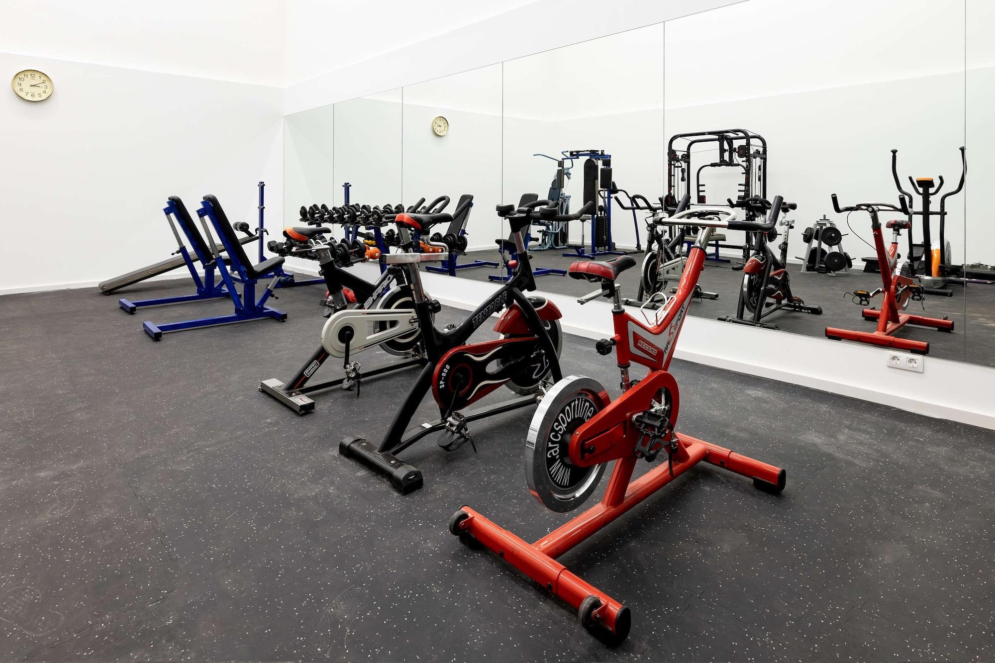 Gimnasio Hotel THB Royal