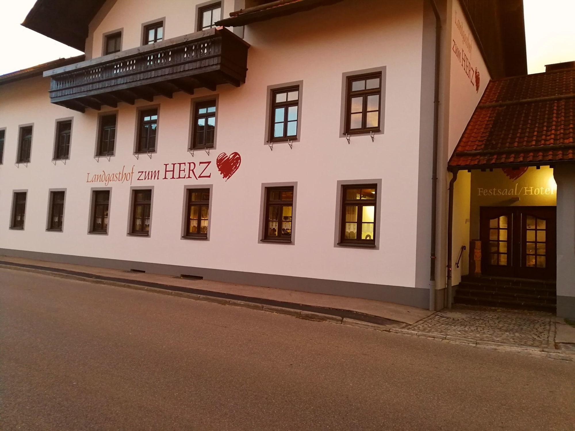 Varios Landgasthof zum Herz