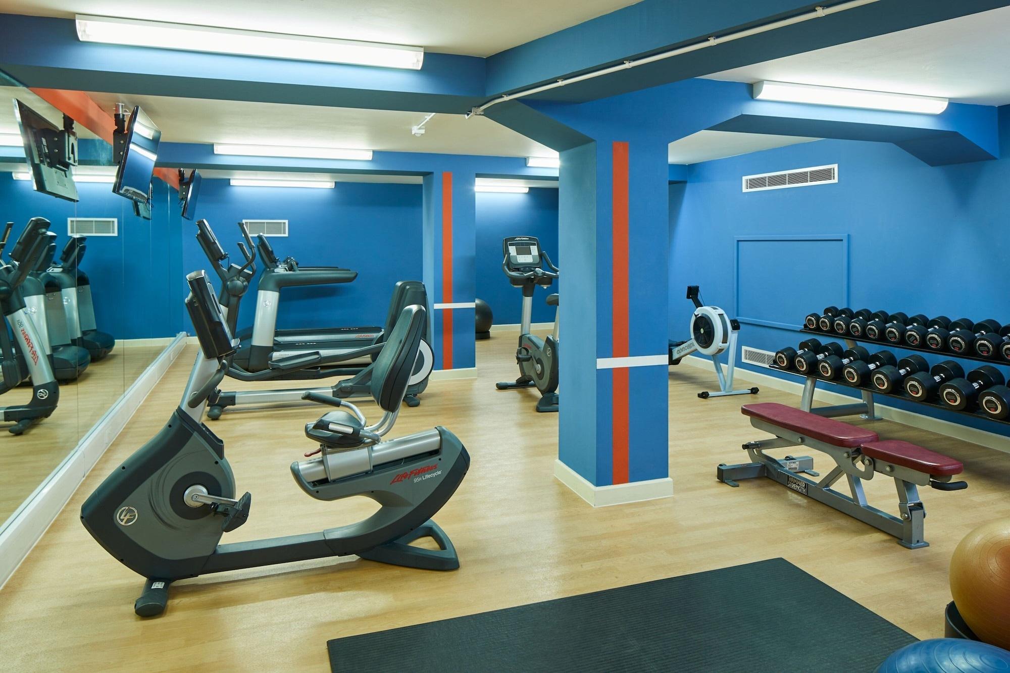 Gimnasio Courtyard by Marriott London Gatwick Airport