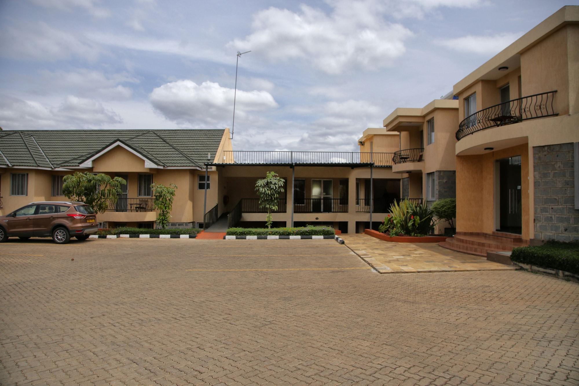Vista Exterior Longview Suites