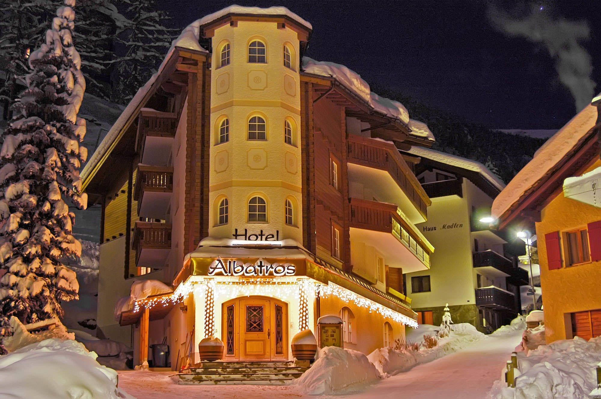 Vista Exterior Hotel Albatros Zermatt