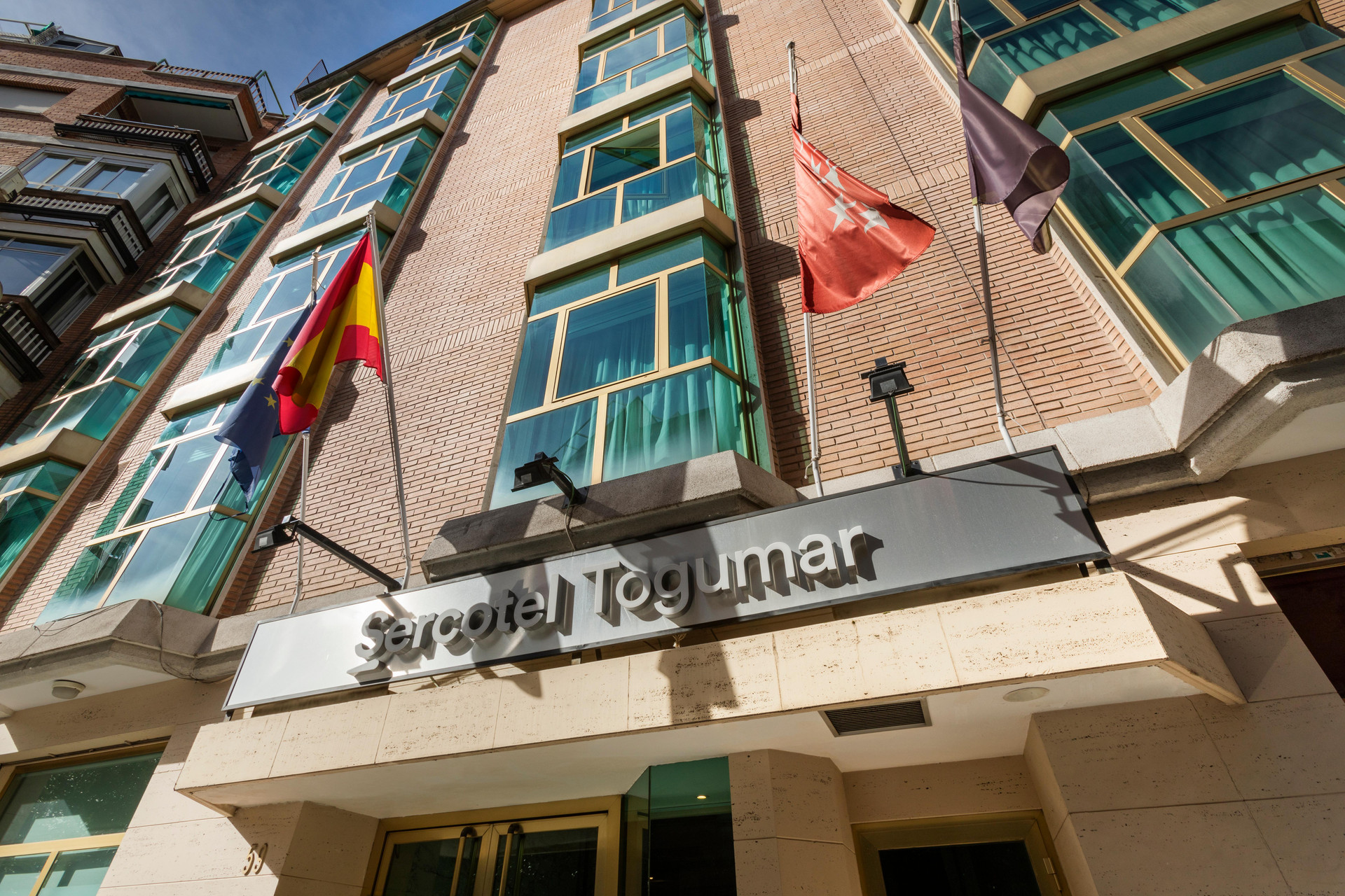 Vista Exterior Sercotel Togumar